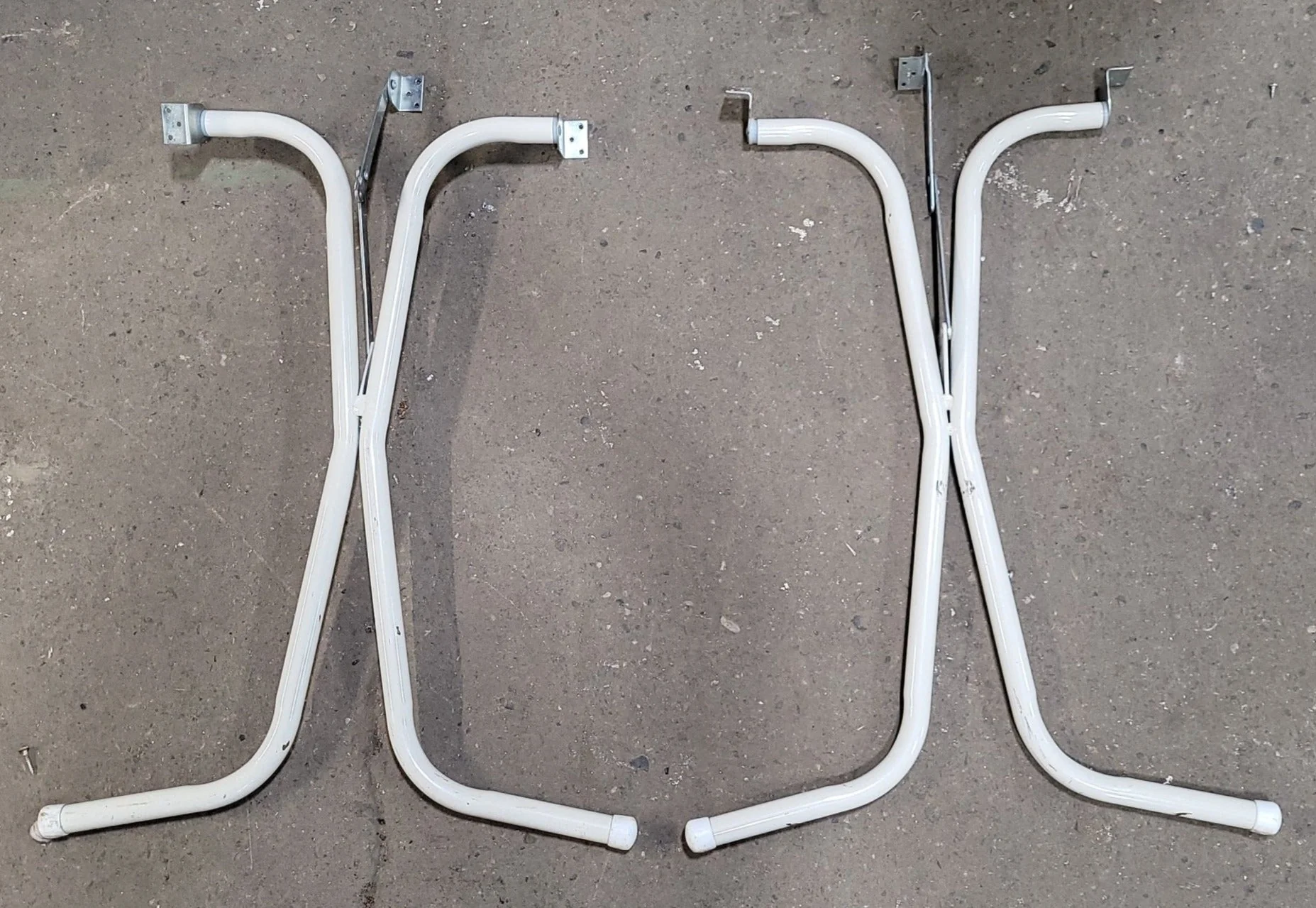 Used RV Folding Table Leg Set 28" H- OFF WHITE COLOR