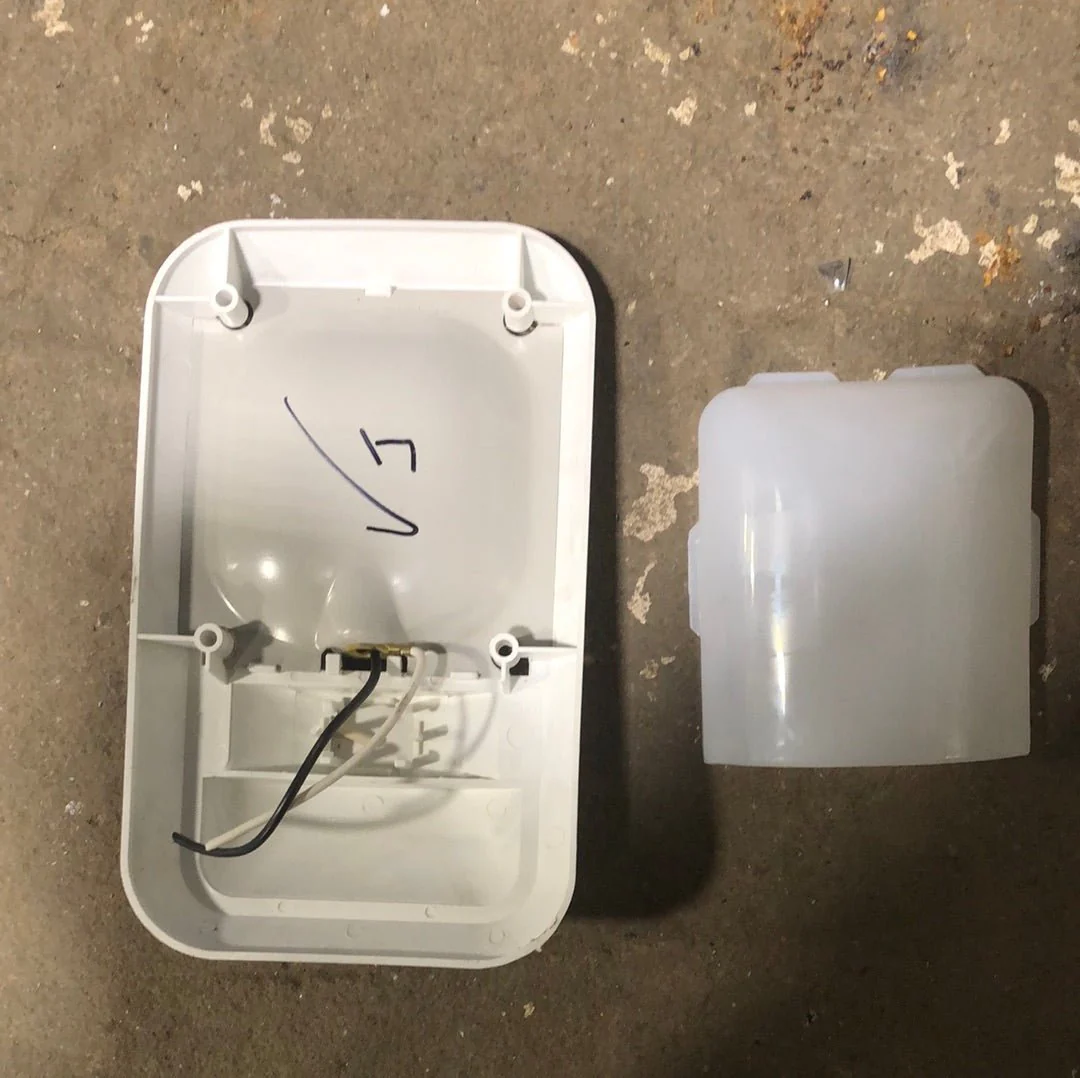 USED RV Interior Light Fixture *SINGLE* NO SWITCH LR96696 - Image 5
