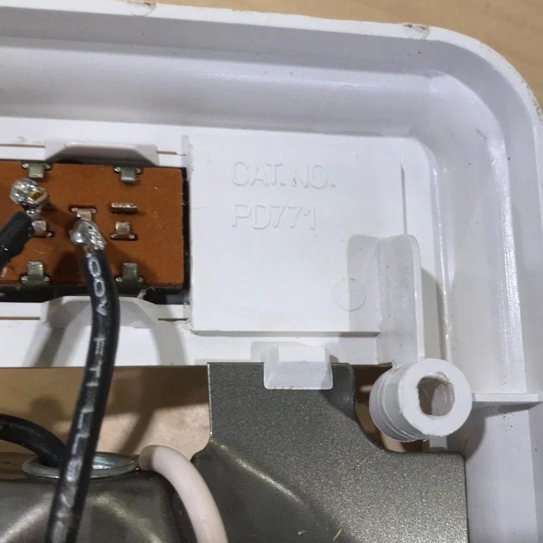 Used RV Interior Light Fixture *SINGLE* PD771 - Image 5