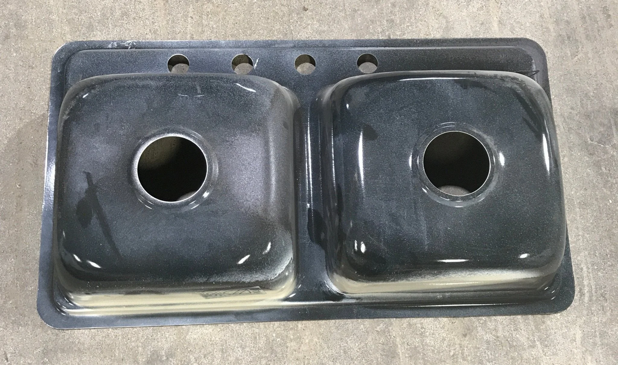Used RV Kitchen Sink 33” L X 18” W - Image 4