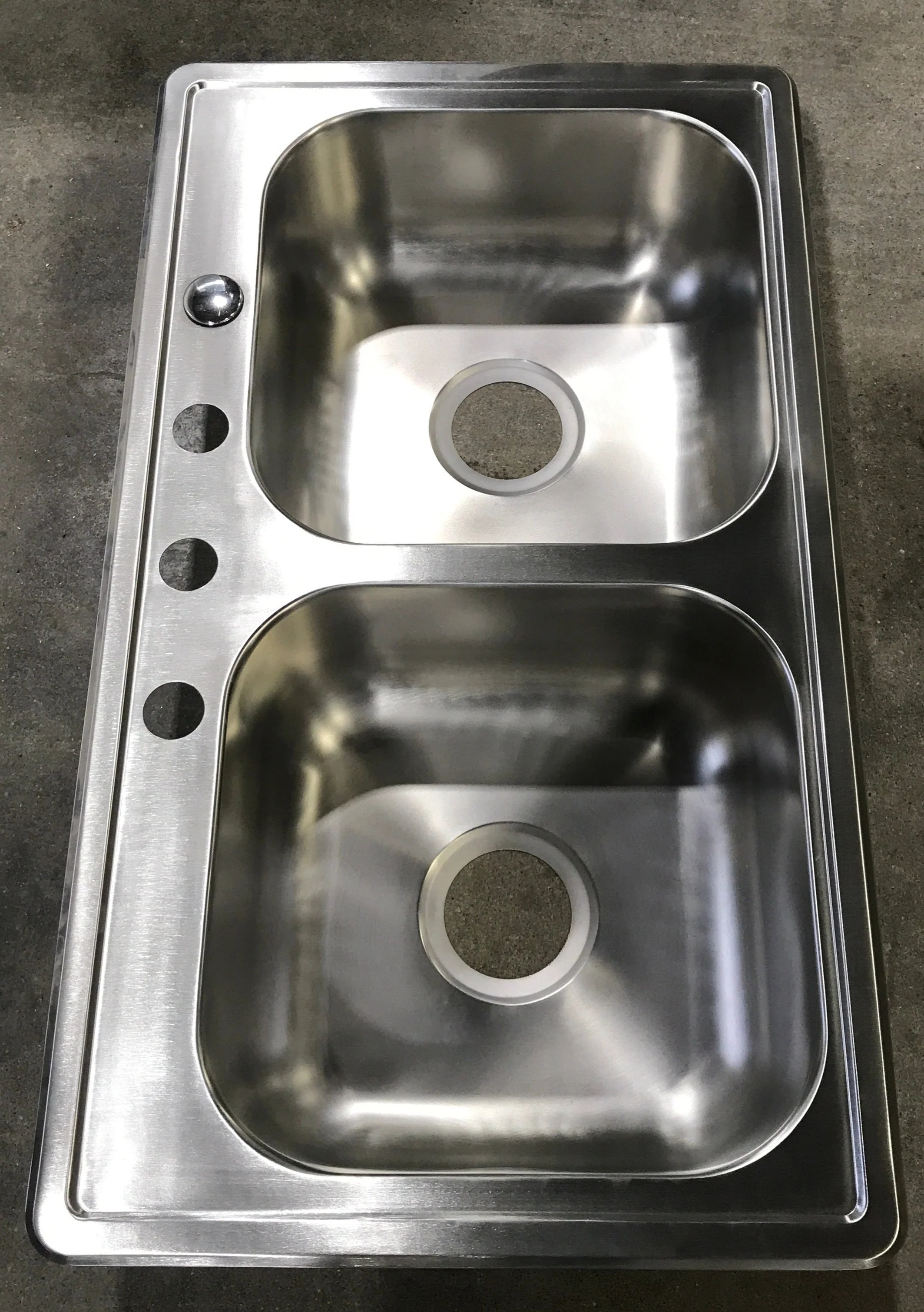 Used RV Kitchen Sink 33” L X 19” W - Image 2