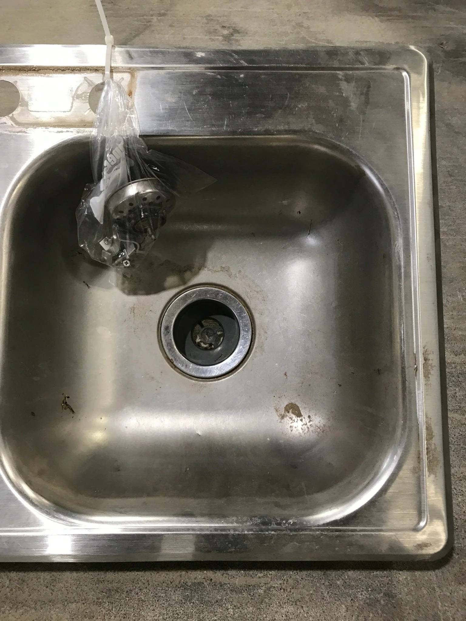 Used RV Kitchen Sink 33” W X 19” L - Image 3