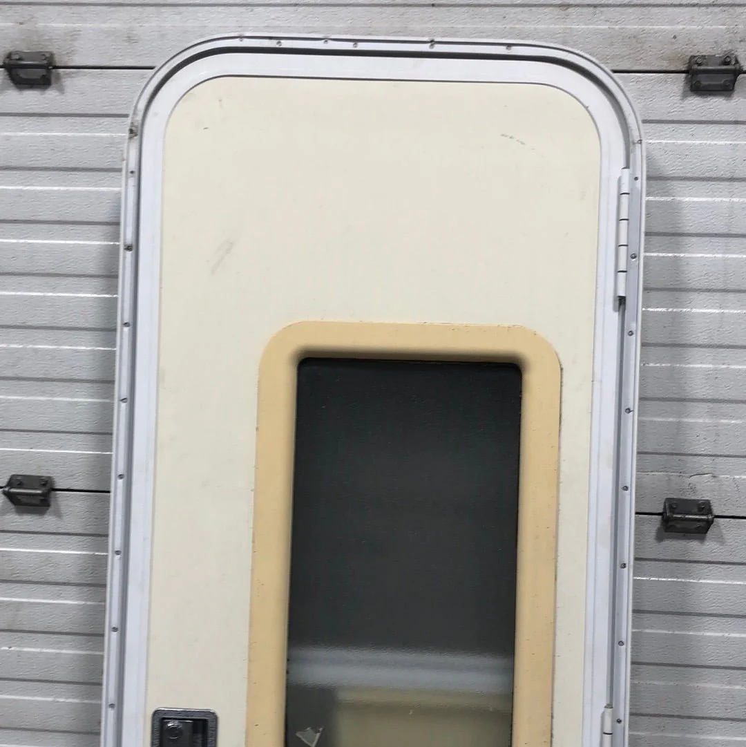 Used Rv Radius Entry Door 24 1/4 x 71 - Image 3