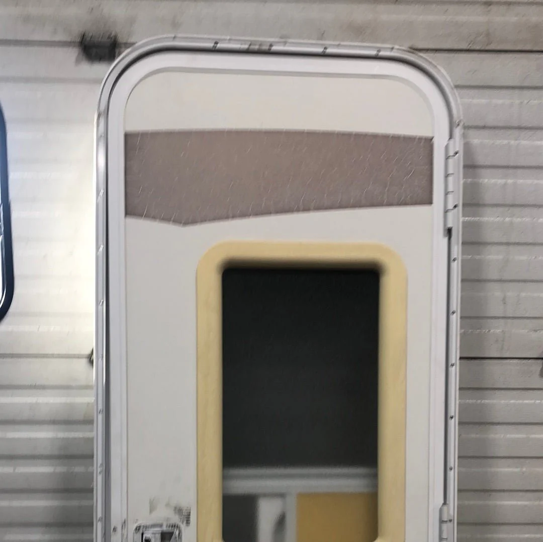 Used RV Radius Entry Door 24 x 69 1/2 Amerimax - Image 5