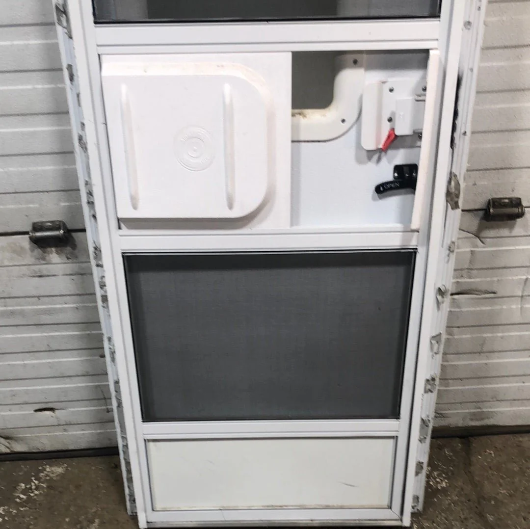 Used RV Radius Entry Door 24 x 69 1/2 Amerimax - Image 7