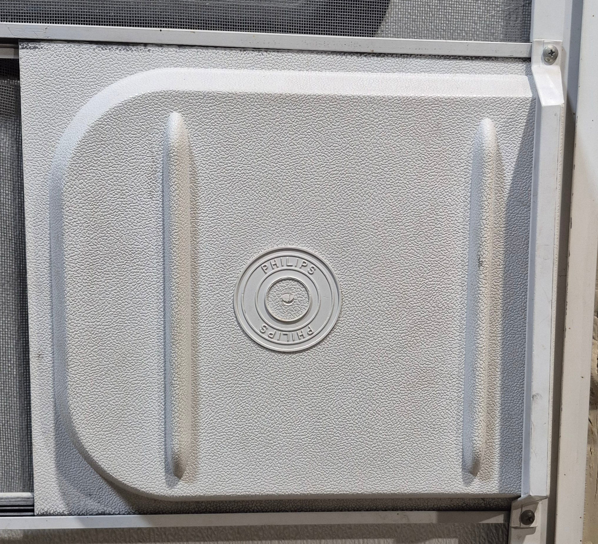 Used RV Radius Entry Door 25 5/8" W x 71 7/8" H - Image 6