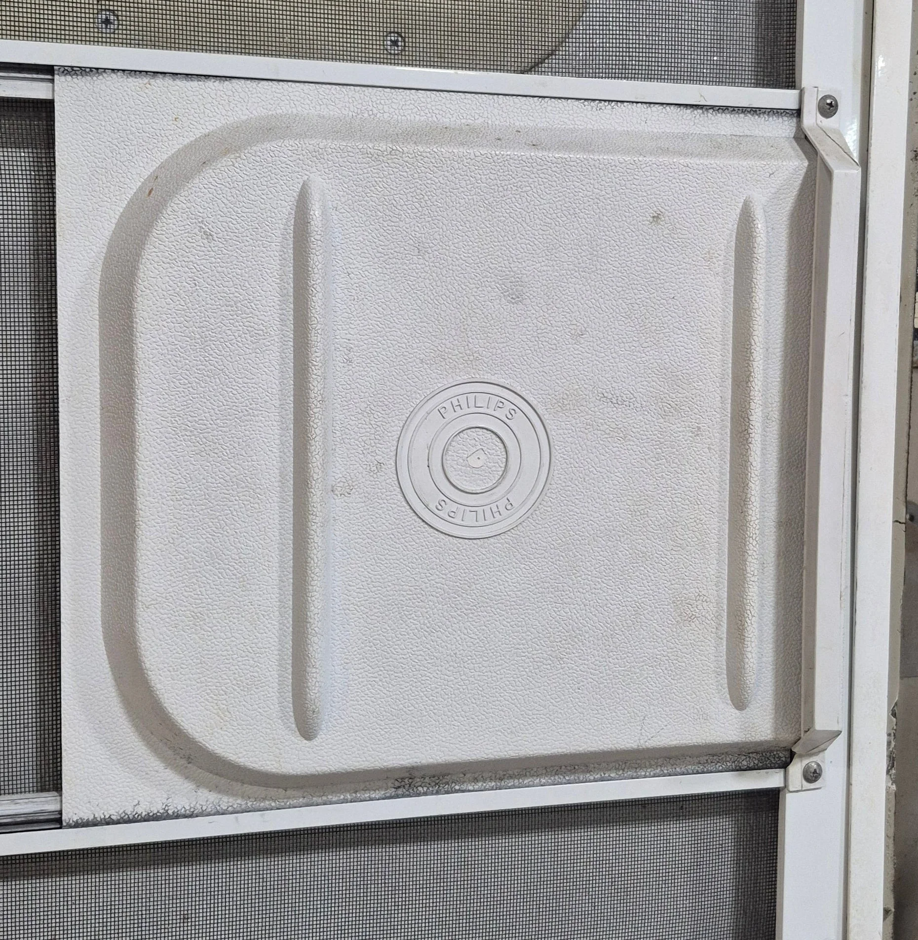 Used RV Radius Entry Door 25 7/8" W x 70" H - Image 5