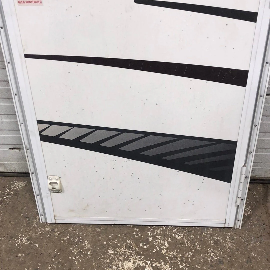 Used Rv Radius Entry Door 27 1/4 x 69 1/2 - Image 2