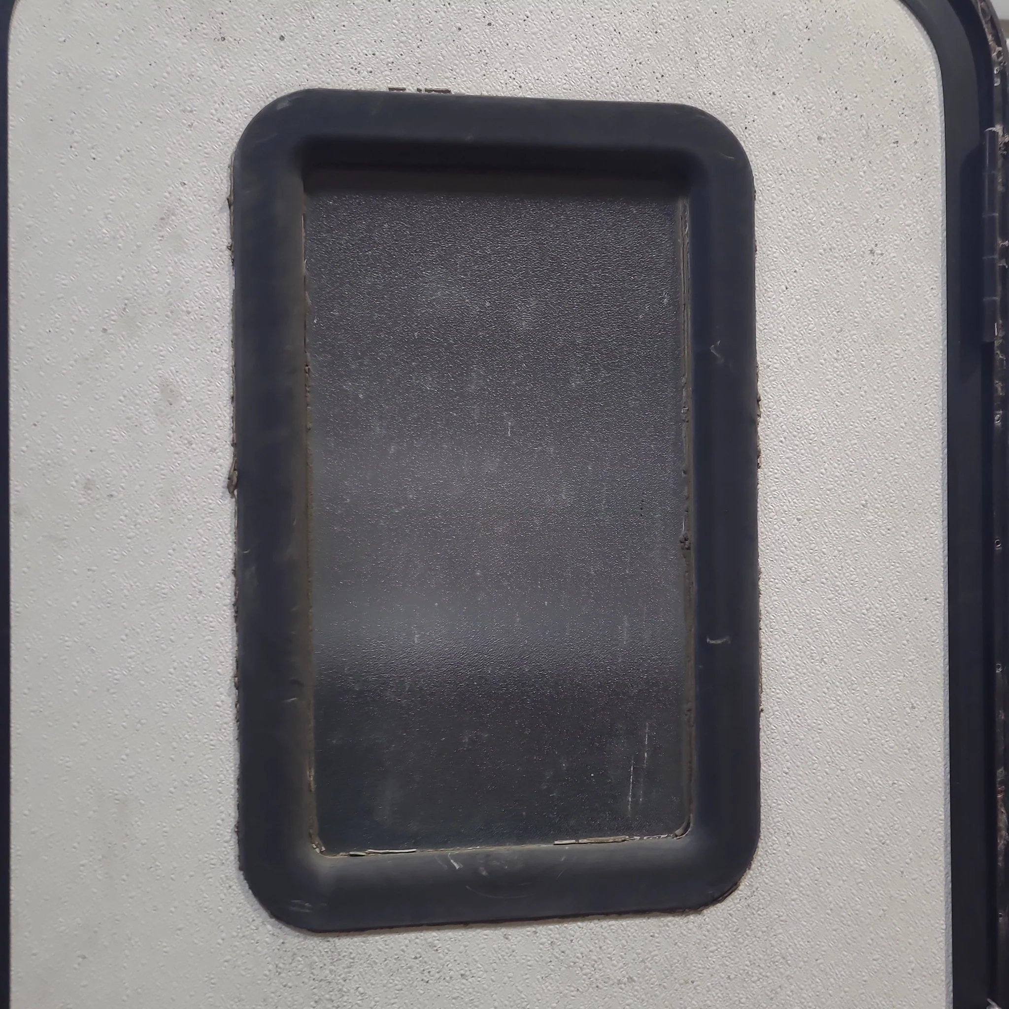 Used RV Radius Entry Door 29 1/2" x 71 1/4" - Image 3