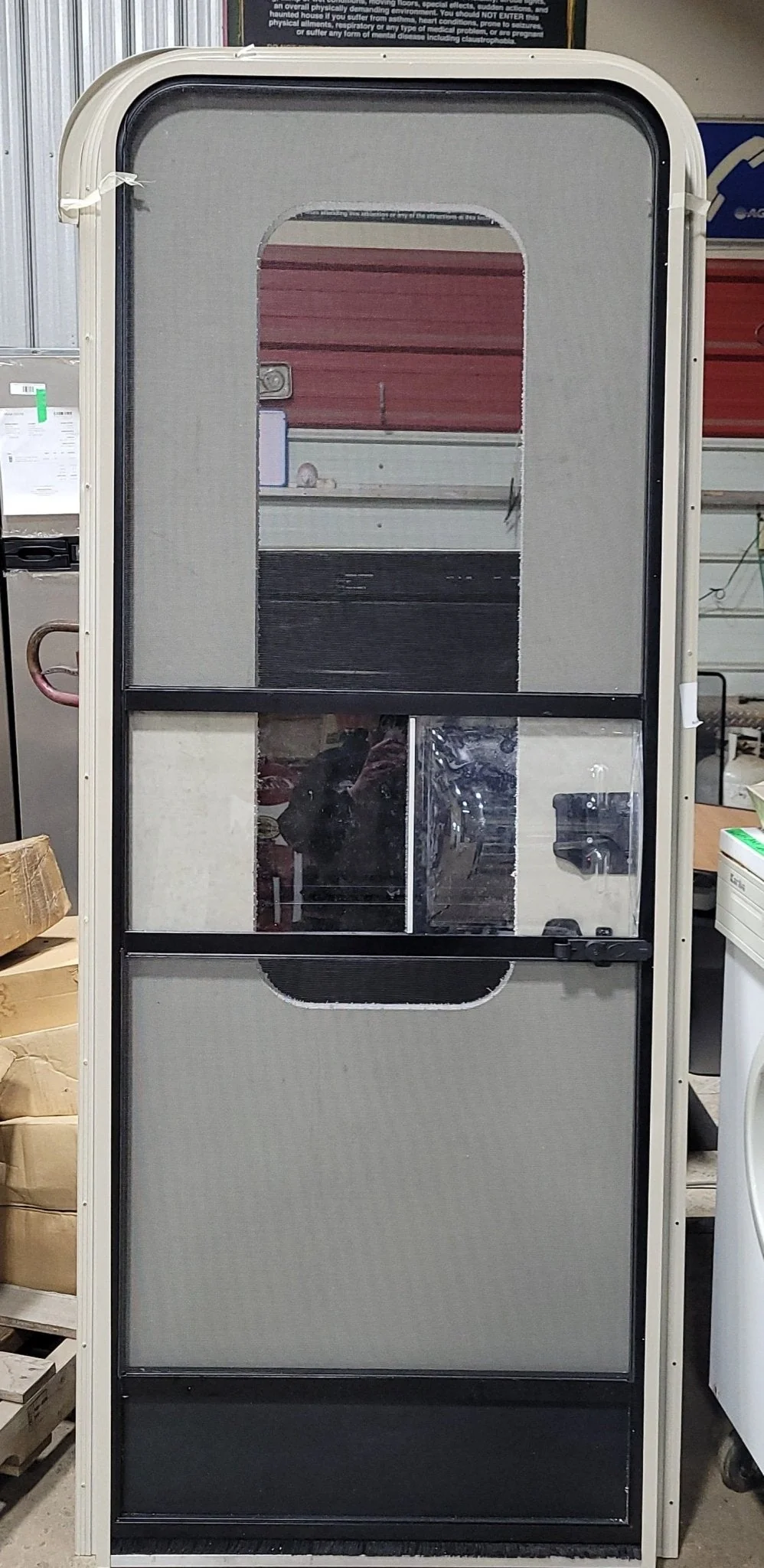 Used RV Radius Entry Door 29 3/4" x 77 3/4" Challenger Door (CARB 93120P2) - Image 5