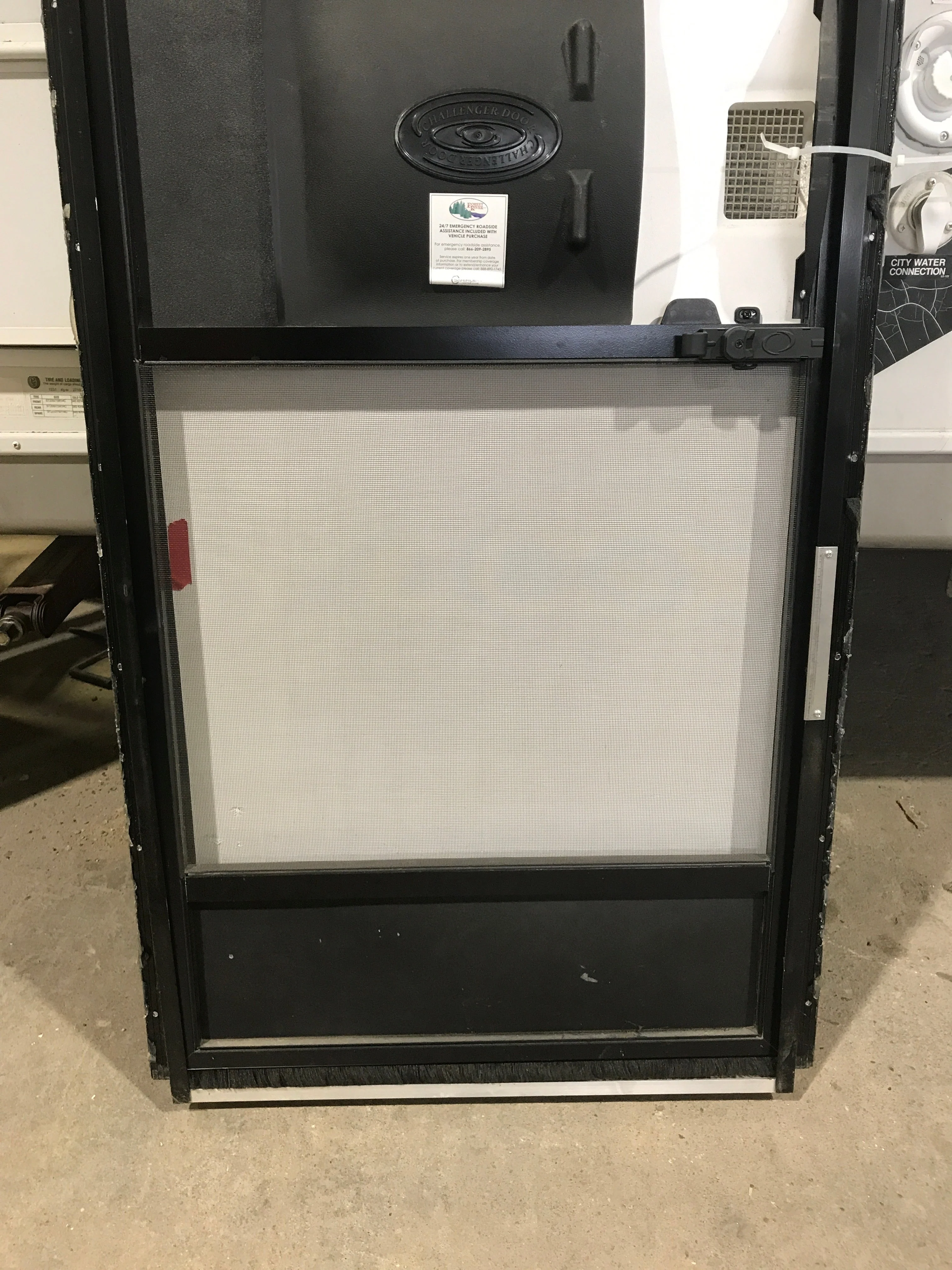 Used RV Radius Entry Door 72" x 25 1/2" - Image 7