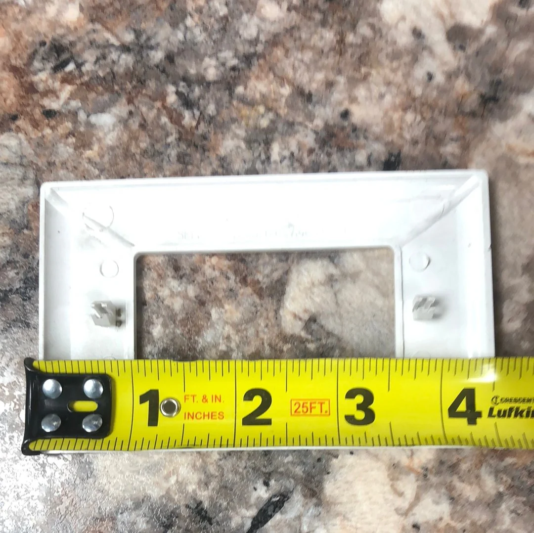 Used RV Receptacle Wall / Face Plate - Image 2