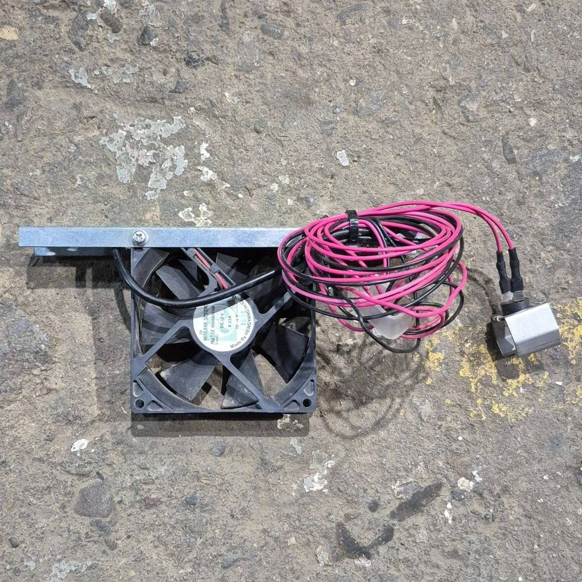 Used RV Refrigerator Cooling Fan, DC24V, 0.30A, 2-Wire - RDH9025B - Image 3