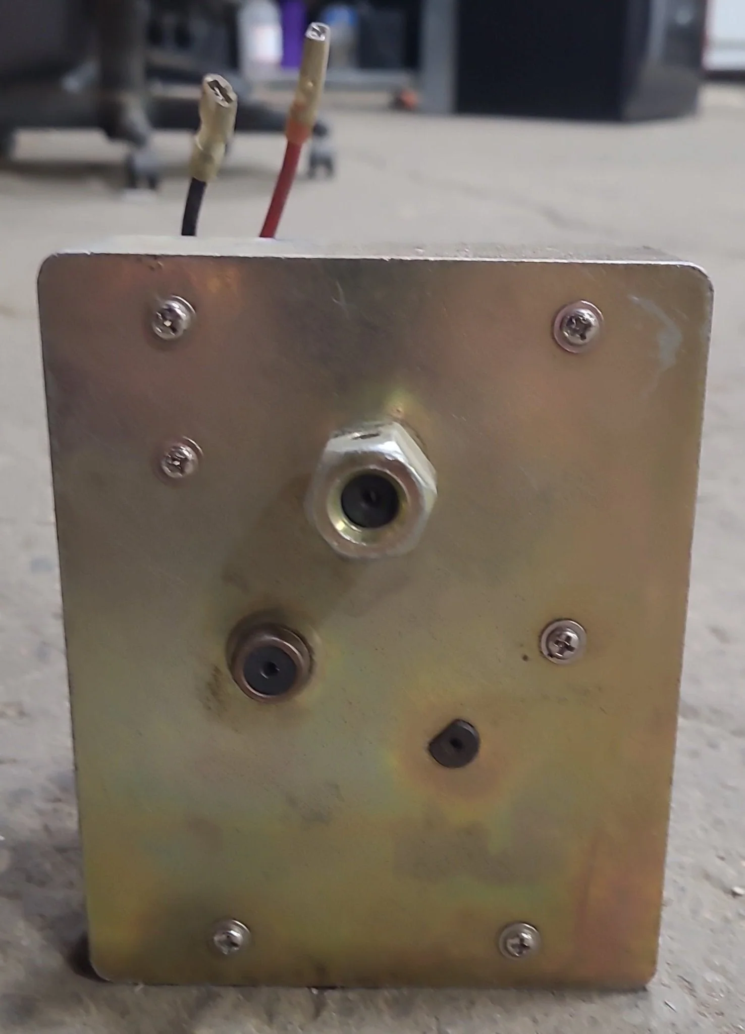 Used RV Slide Out Motor - Model D44-12VDC ROHS - Image 4