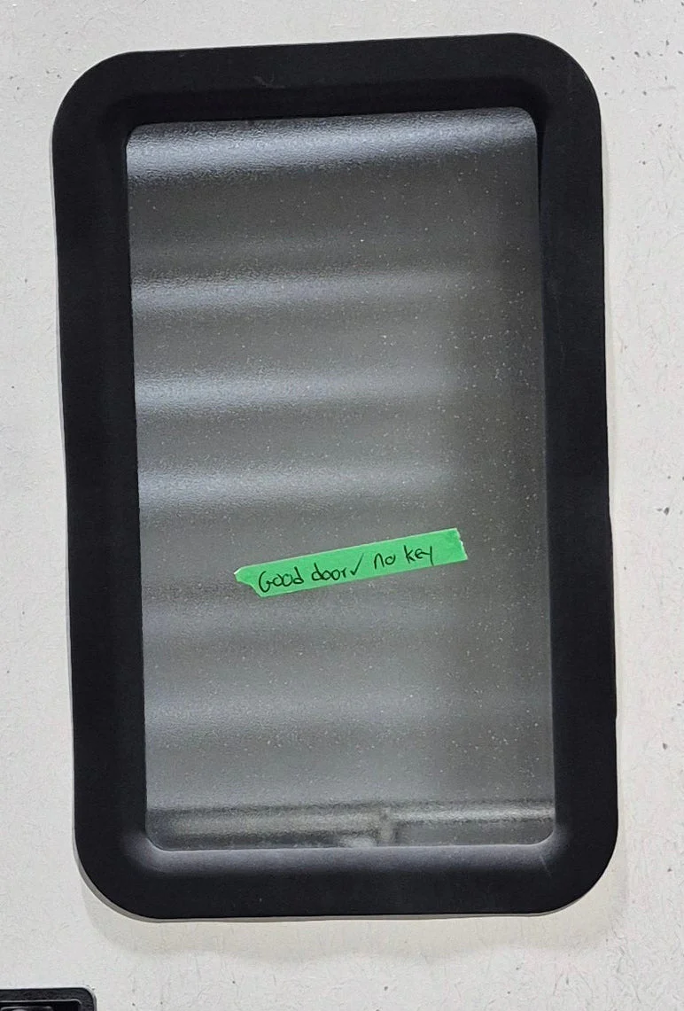 Used RV Square Entry Door 24 1/8" x 69 5/8" - Image 2