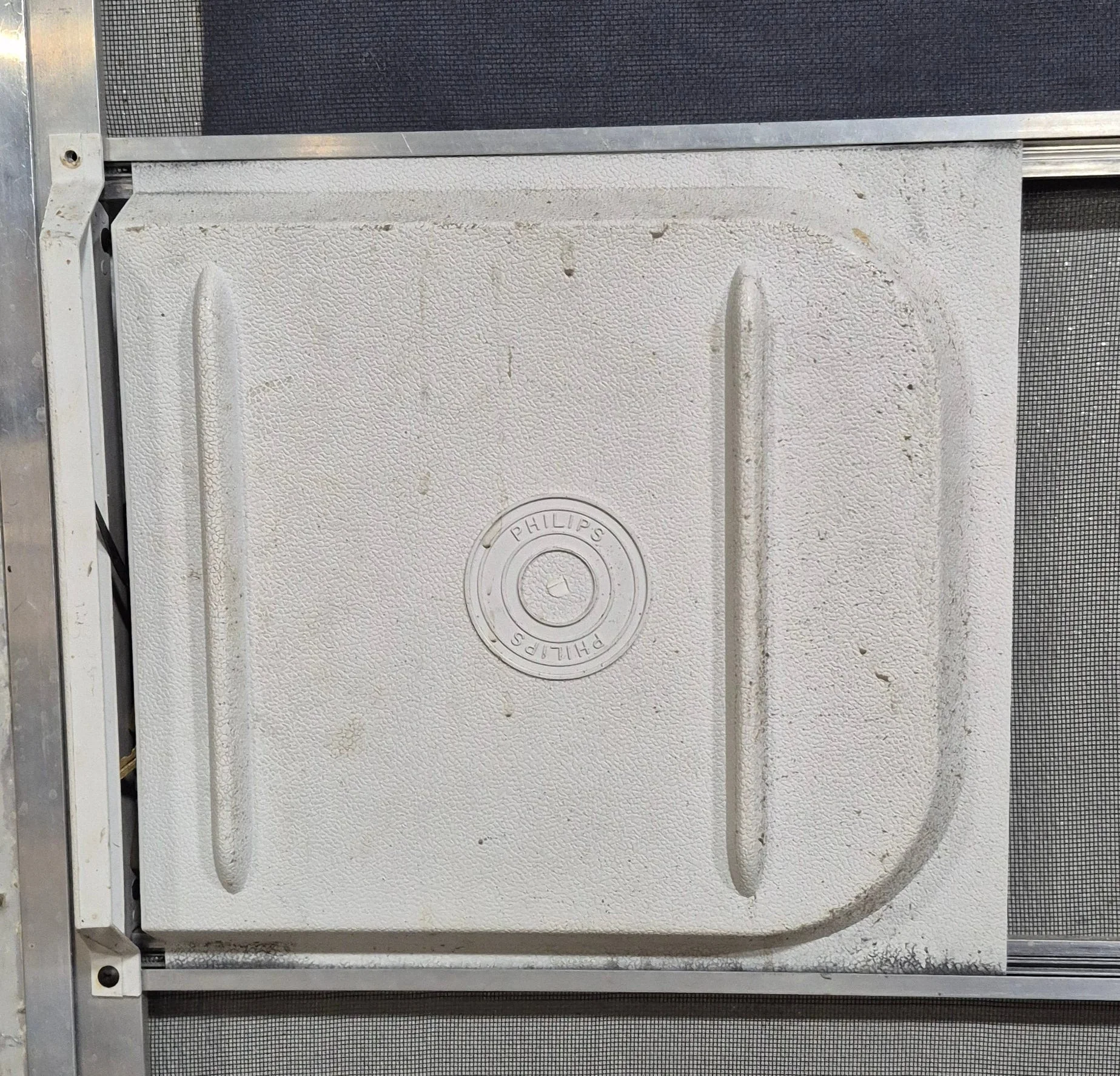 Used RV Square Entry Door 24" x 69 5/8" - Image 5
