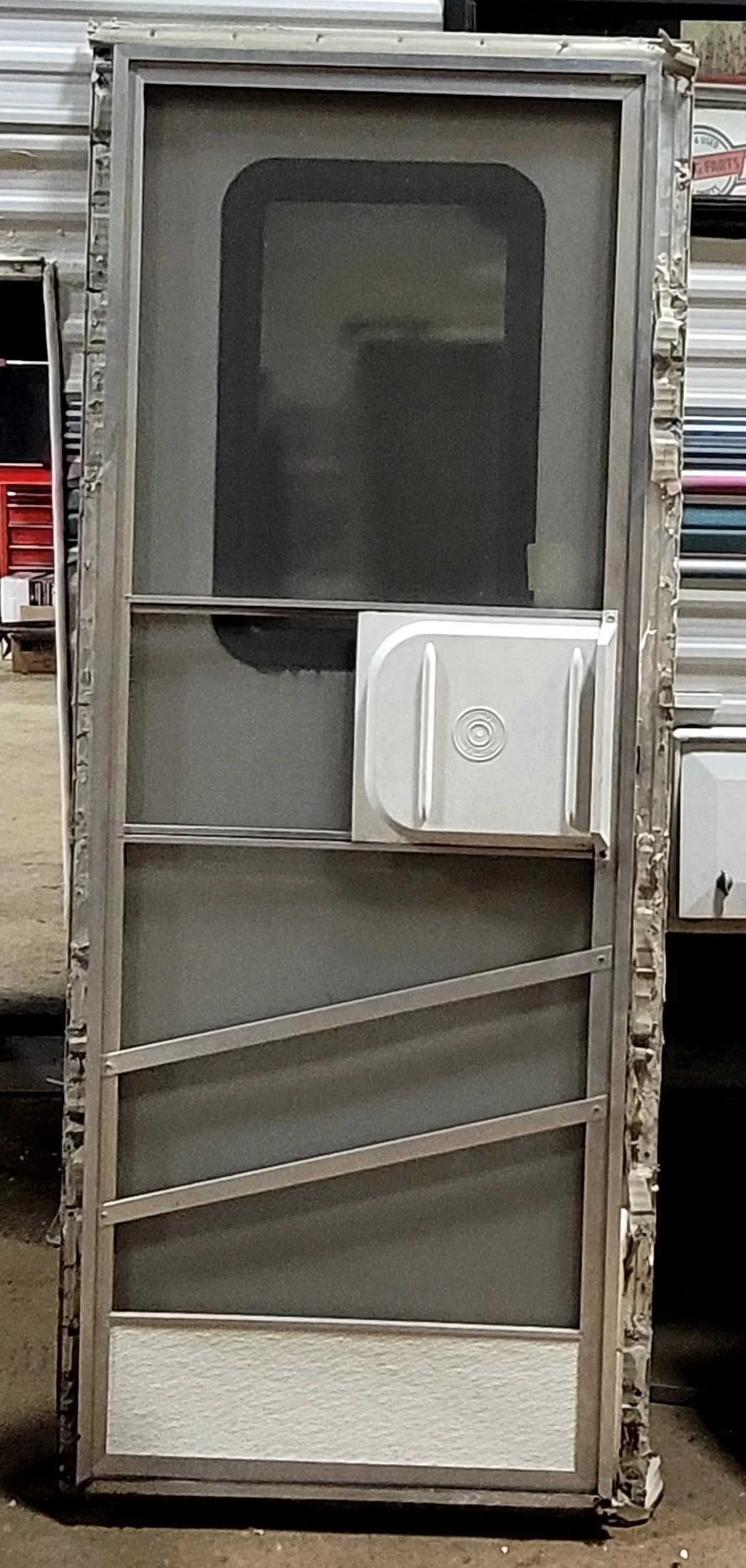 Used RV Square Entry Door 26 1/8" x 69 5/8" - Image 4