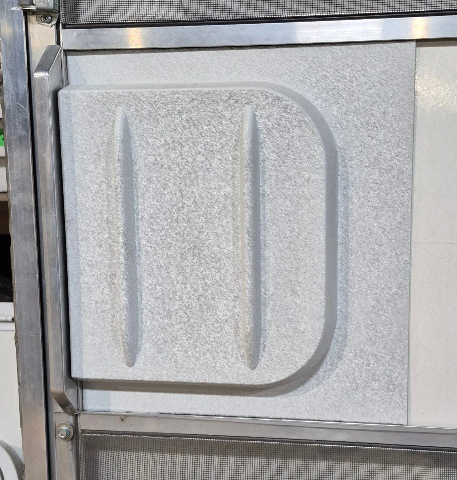 Used RV Square Entry Door 26" x 67 5/8" - Image 5