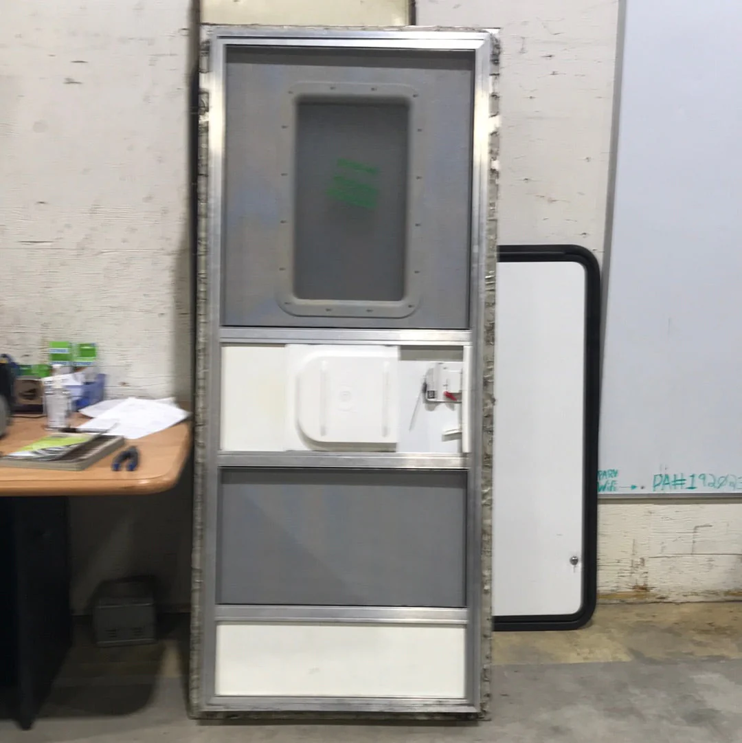Used RV Square Entry Door 28 3/4" x 71" x 2 1/2" D - Image 2