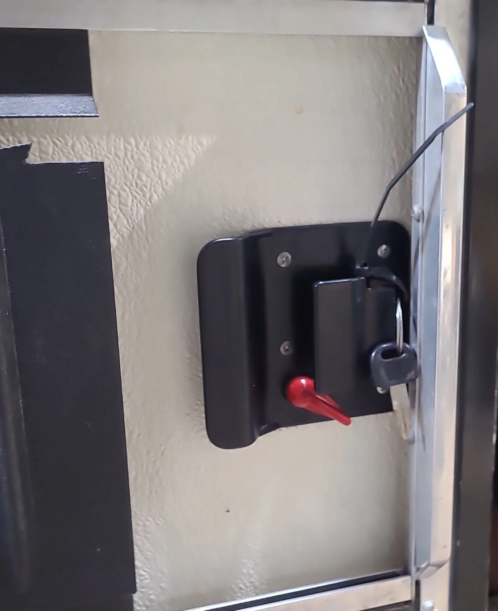 Used RV Square Entry Door 30 1/2" X 70 5/8" - Image 8