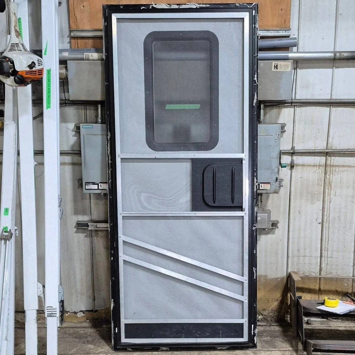 Used RV Square Entry Door - 71.75 X 29.625 X 2.25 - Image 4