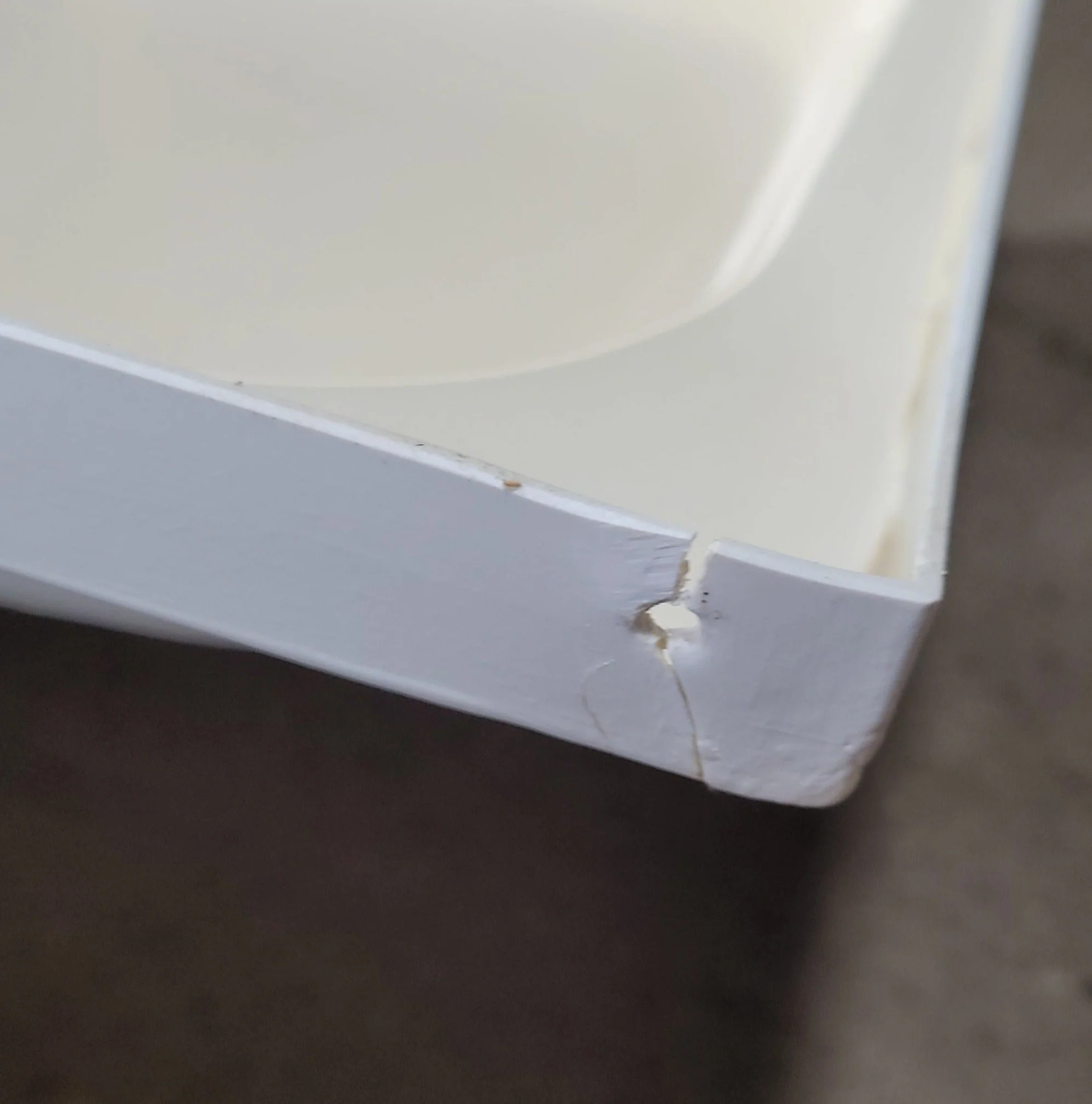 Used RV Step Bath Tub 35 7/8” x 23 3/4” - Right Hand Drain - Image 3
