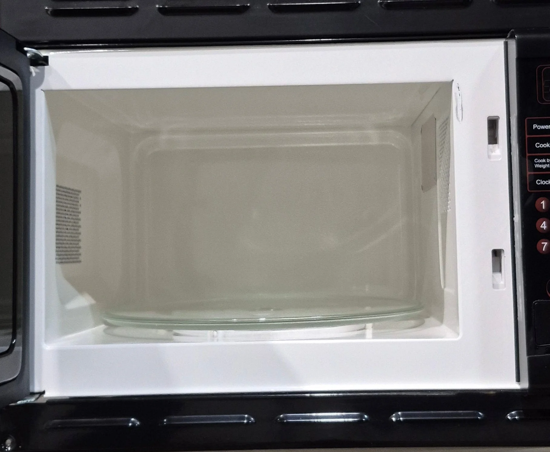 Used RV Sylvania Microwave, 20" W x 12" H x 13 1/4" D - Image 4