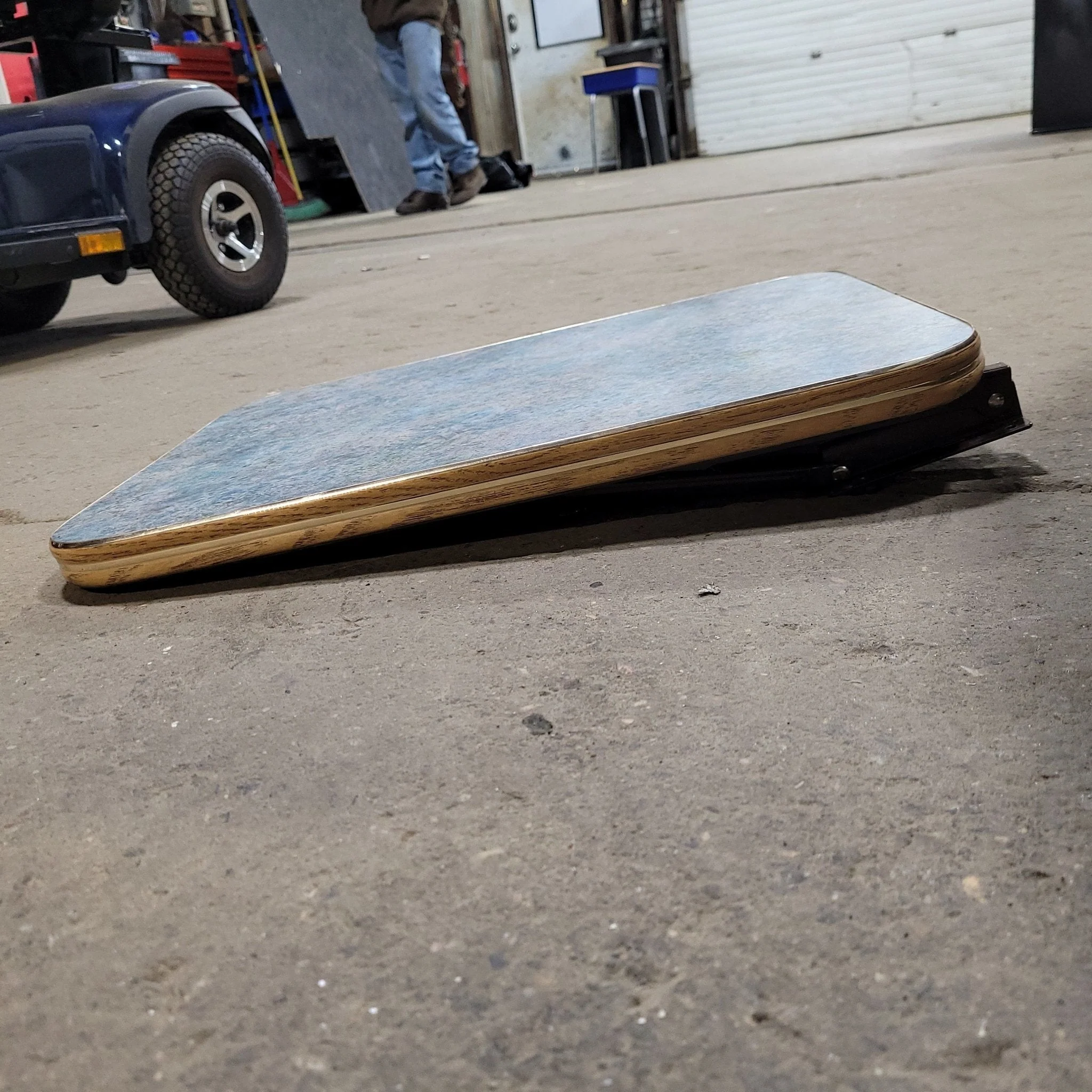 Used RV Table Top 16 1/4" W X 20 1/4" D - Image 6