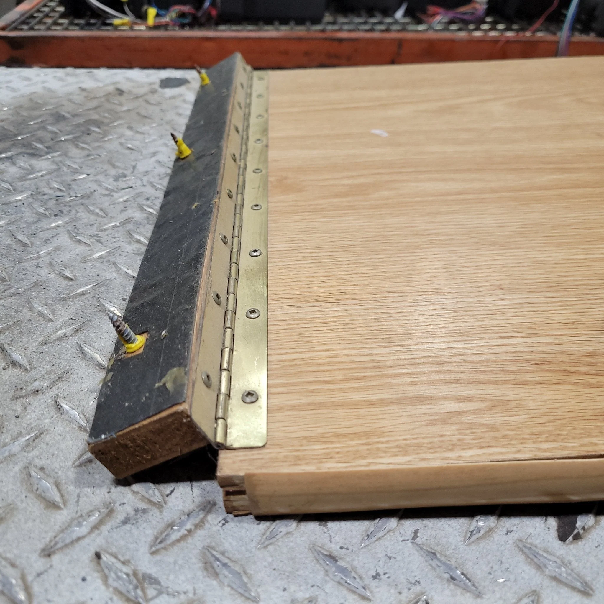 Used RV Table Top 18 1/2" W X 19 1/4" L - Image 4