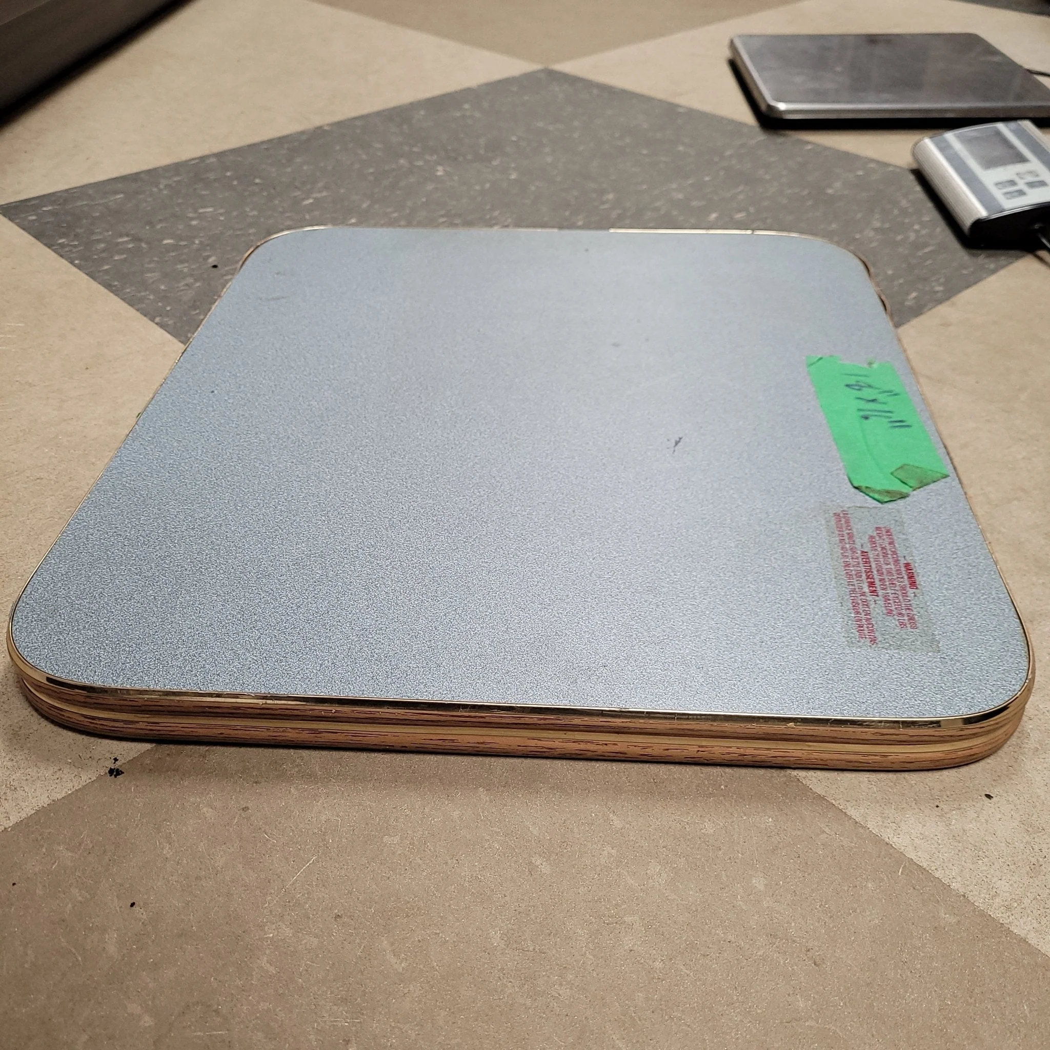 Used RV Table Top 18 x 16 - Image 3