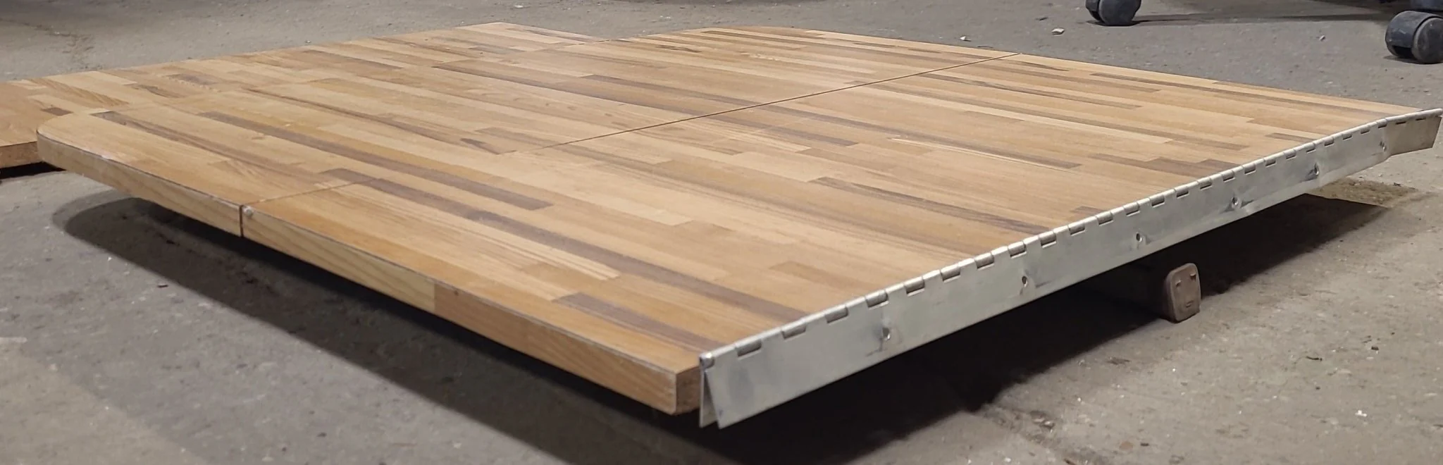 Used RV Table Top 26" x 28" - Image 3