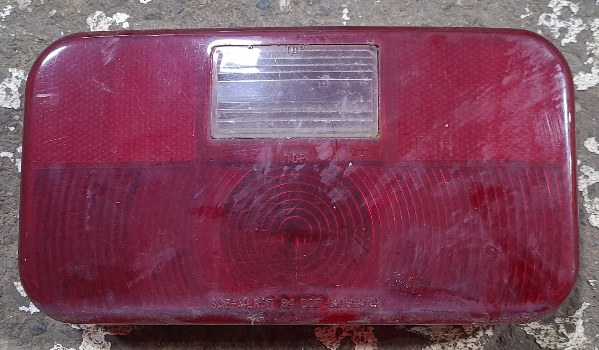 Used RV Tail Light Replacement Lens