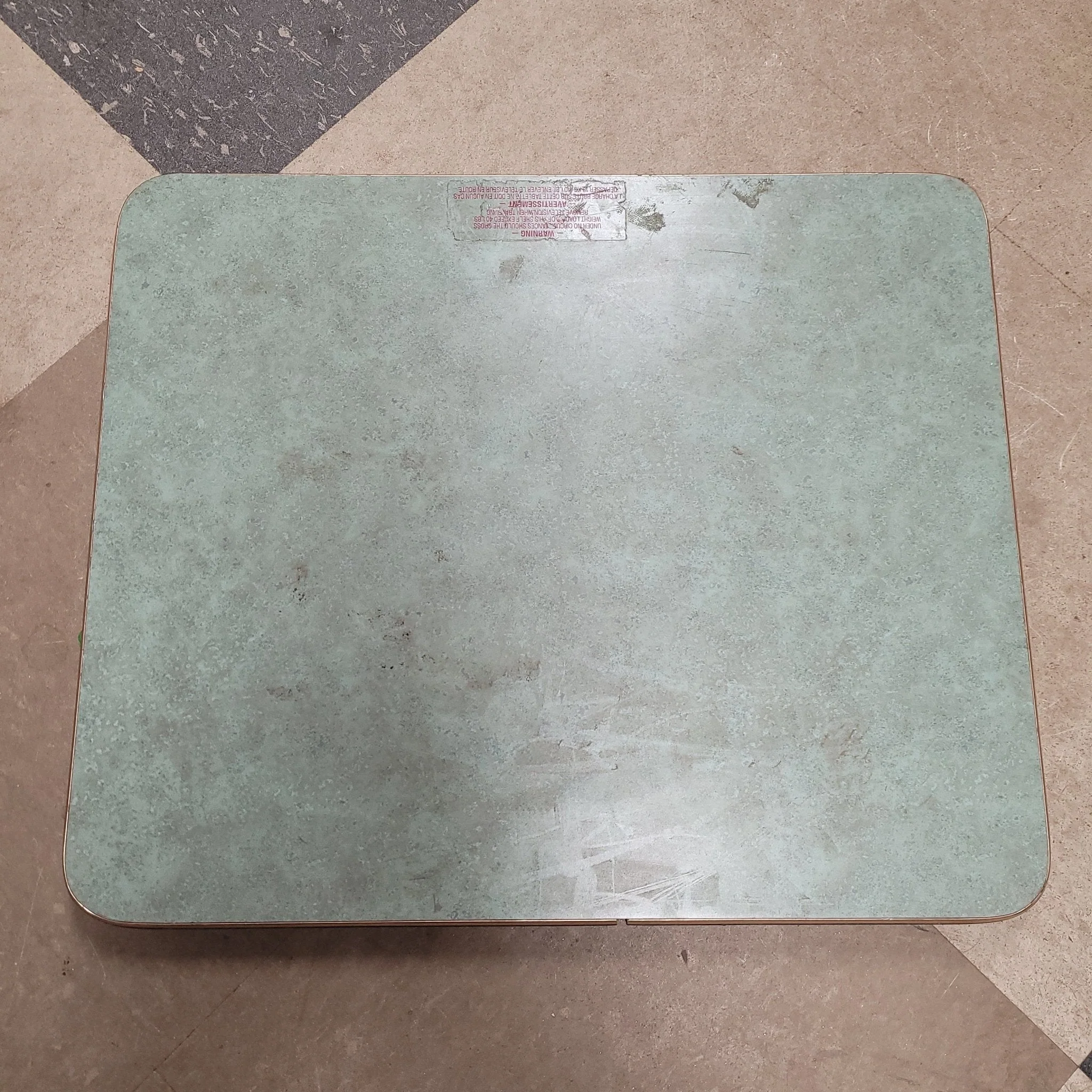 Used RV Wall Mount Table Top 18 x 15