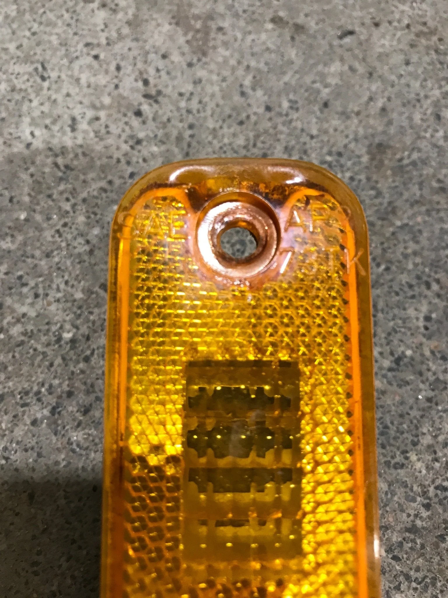 Used SAE AP2 73TK - FORD Replacement Marker Light Assembly - Amber - Image 2