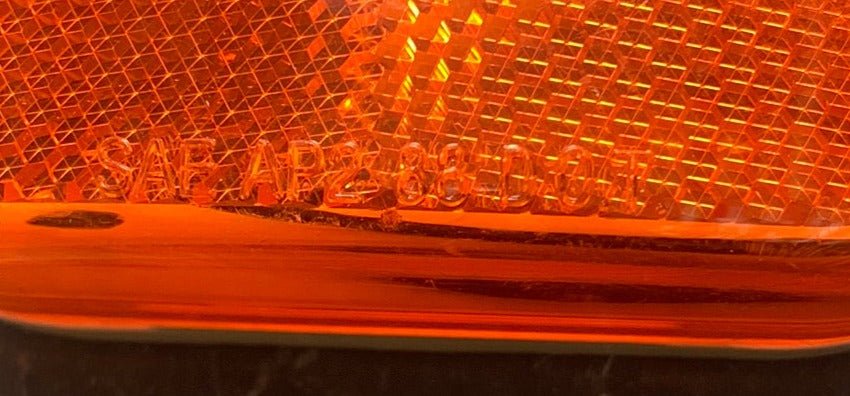 Used SAE-AP2-88 D.O.T. Replacement Lens for Marker Light - Amber - Image 2