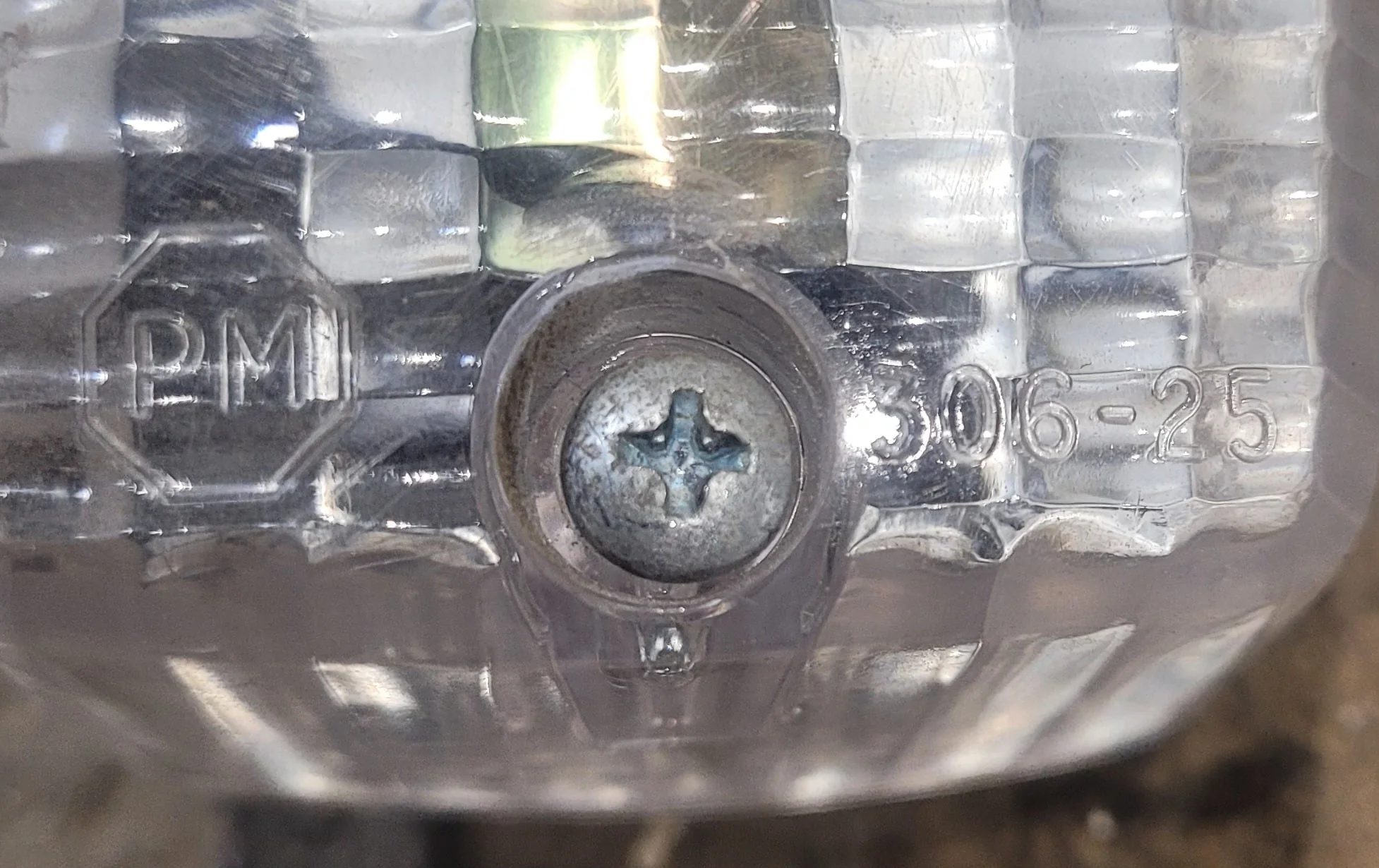 Used SAE-IPRST-79-DOT Replacement Marker Light - Clear - Image 3