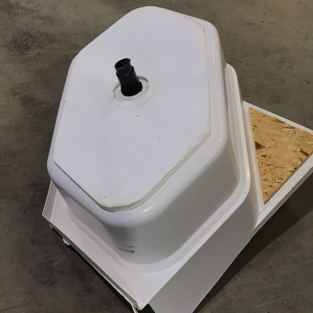 Used Shower Base (pan) W/Seat - Image 5