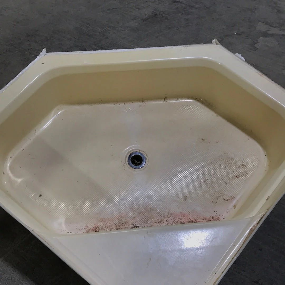 Used Shower Base (pan) W/Seat - Image 7