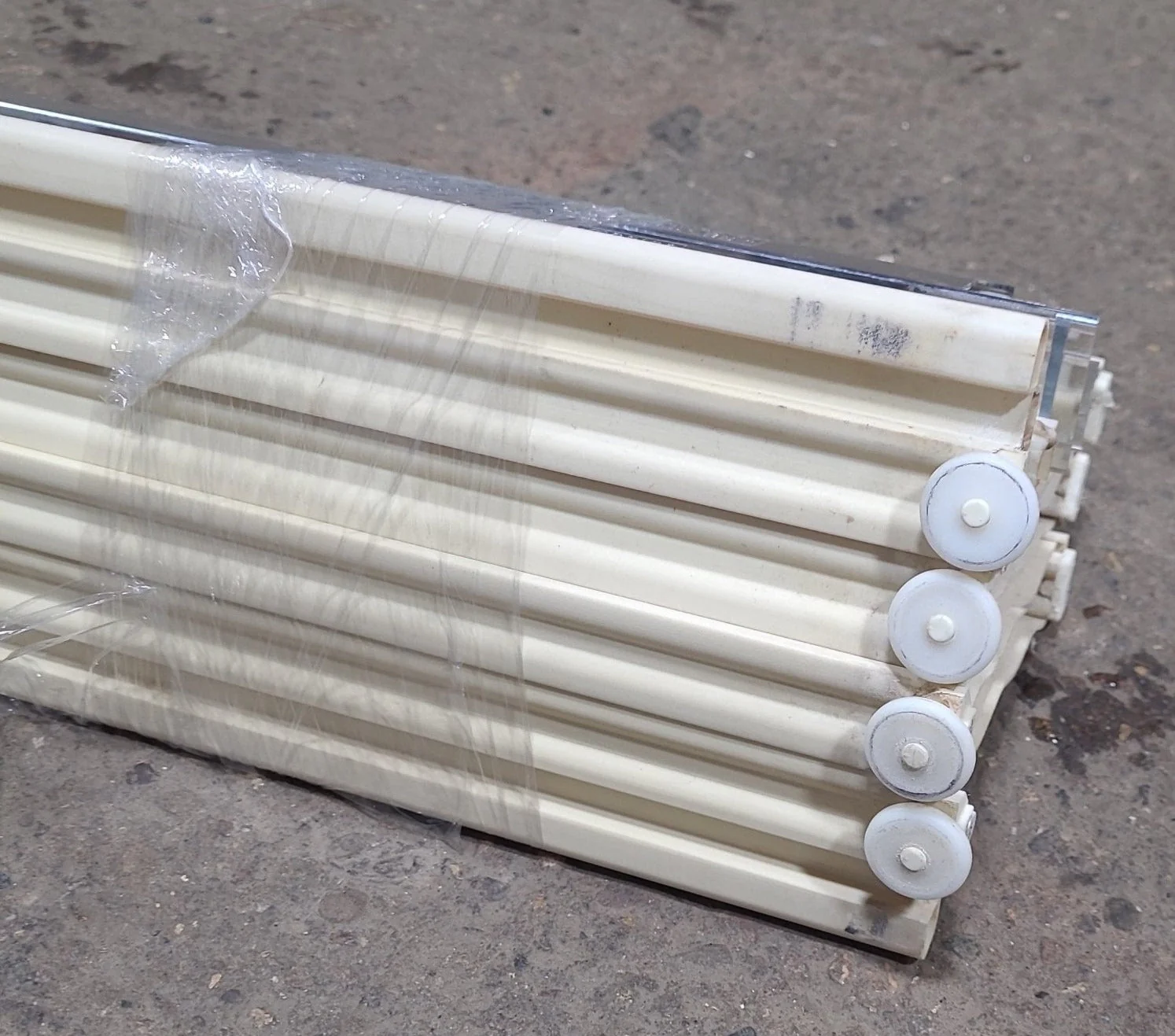 Used Shower Folding Door 39 1/2" W X 57" H X 1 3/4" D - Image 2