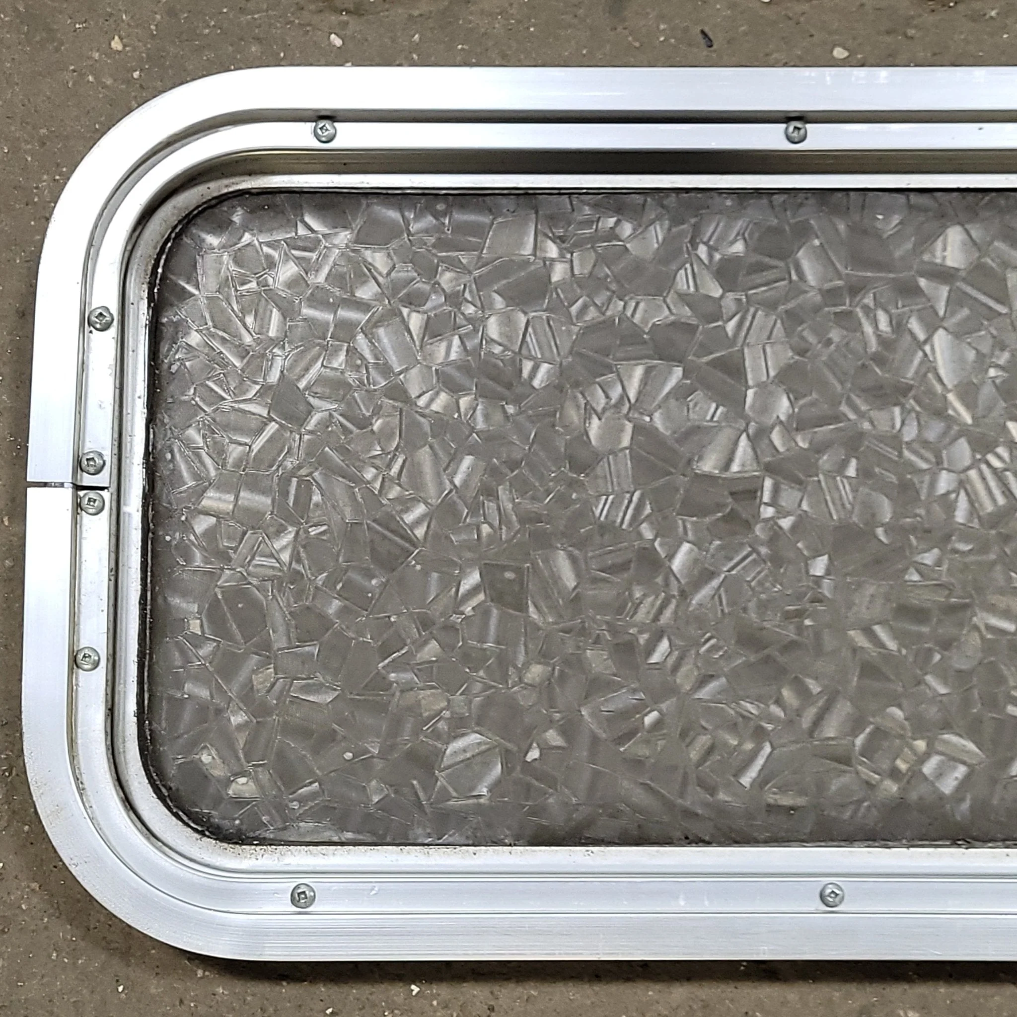 Used Silver Radius Non-Opening Window : 21 1/2" W X 11 1/2" H X 1 1/4" D - Image 5