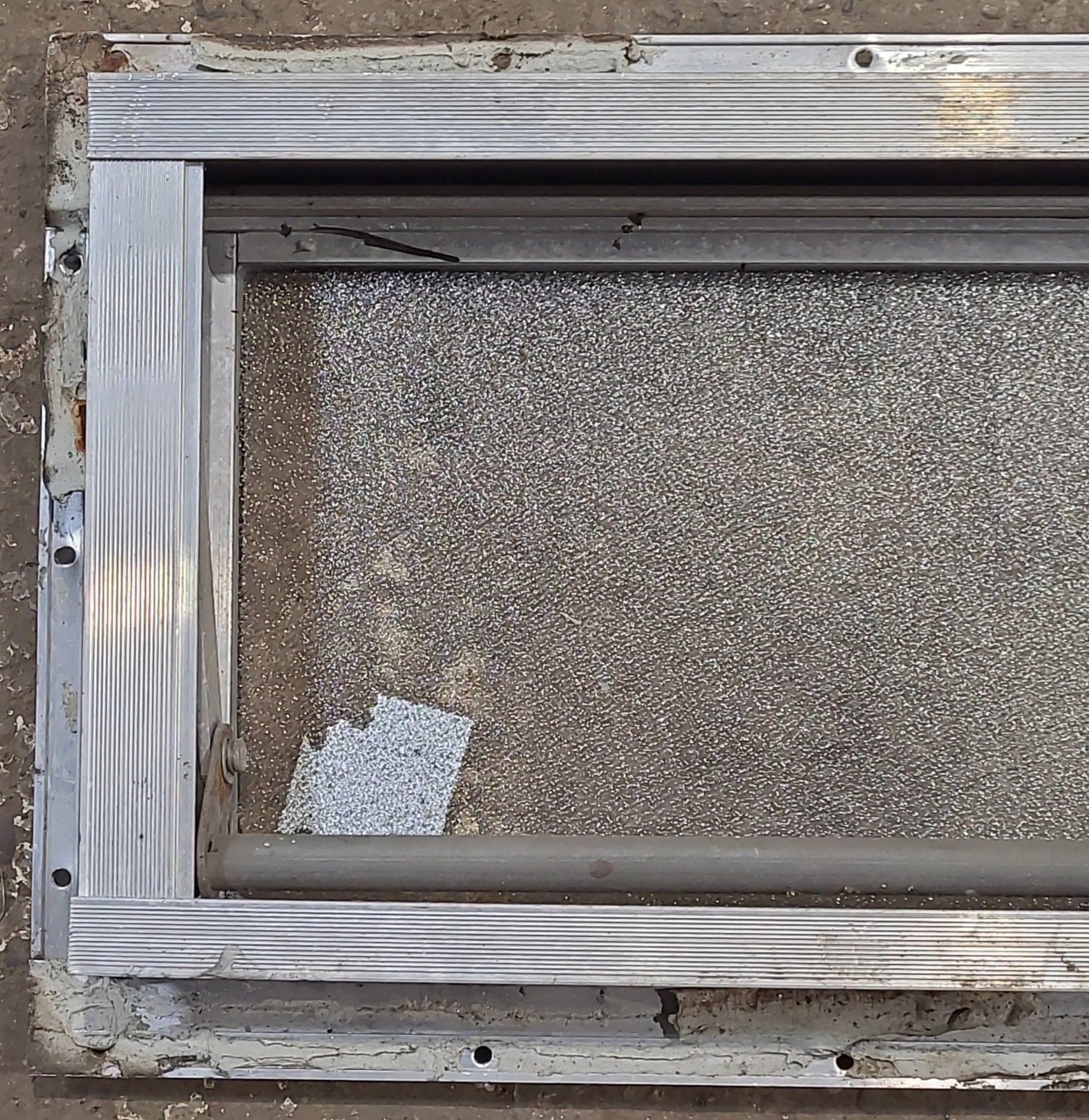 Used Silver Square Opening Window: 13 3/4" W x 7 3/4" H x 1 1/2" D - Image 5
