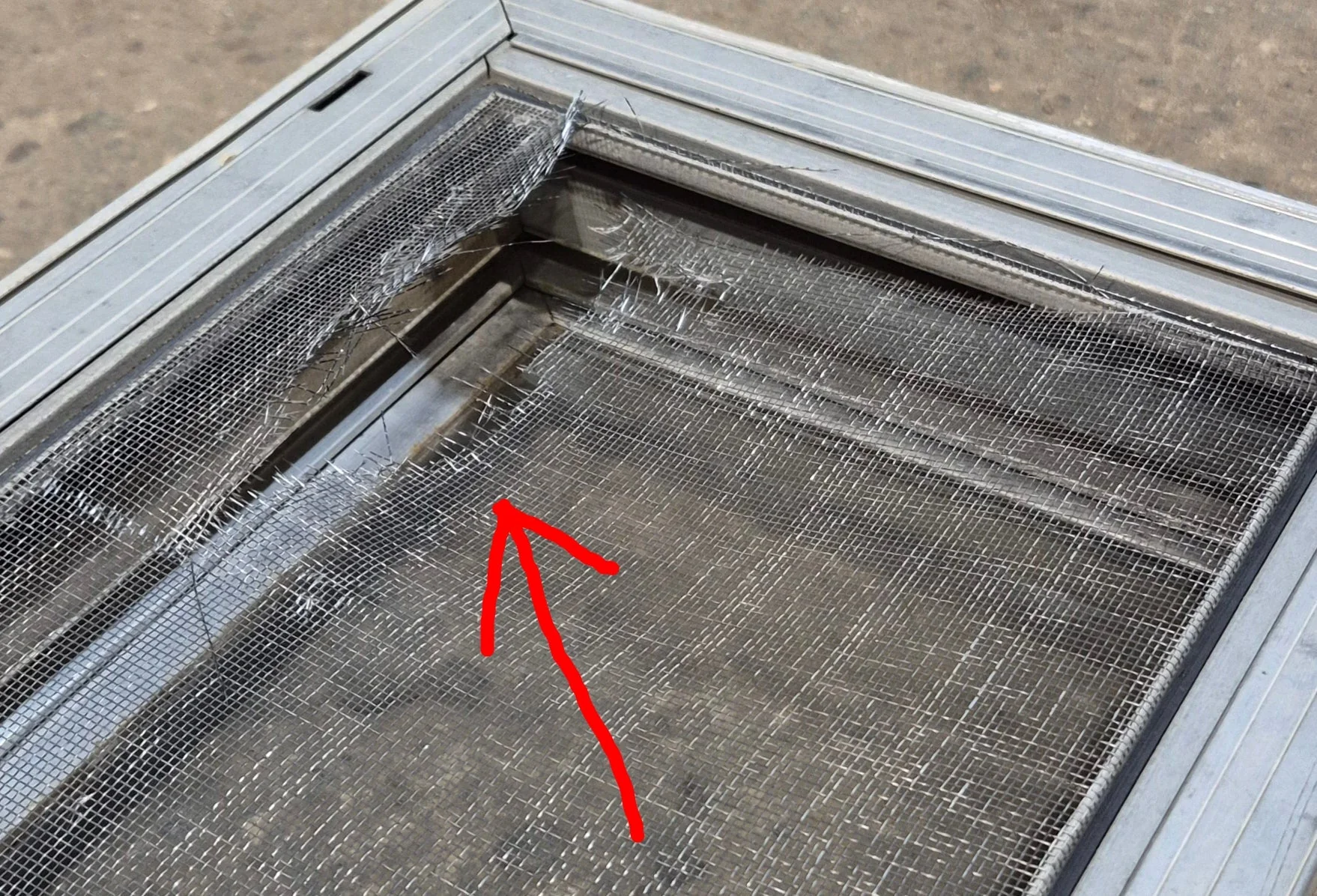 Used Silver Square Opening Window: 24" W x 10" H x 2 1/2" D - Image 4