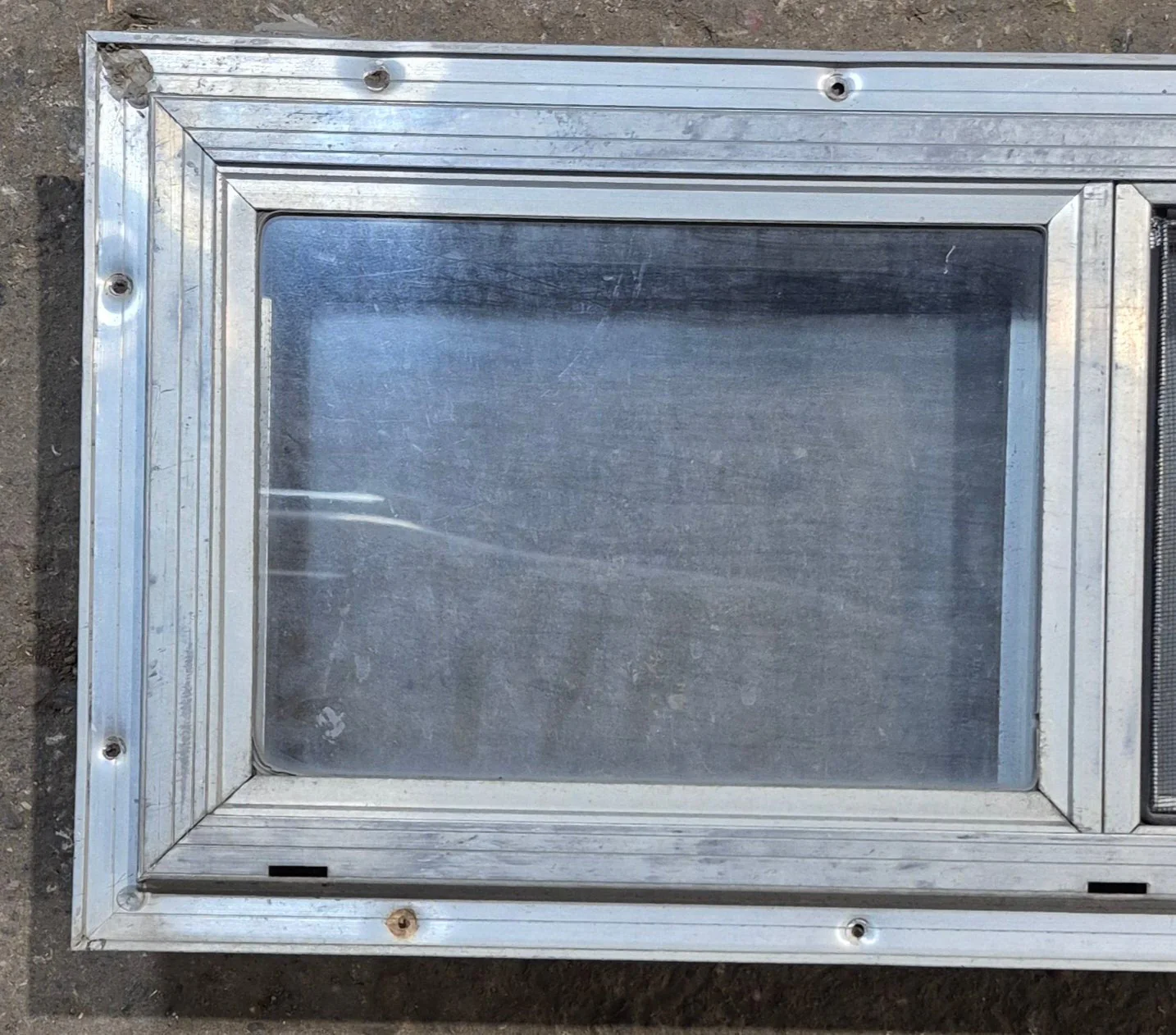 Used Silver Square Opening Window: 24" W x 10" H x 2 1/2" D - Image 2