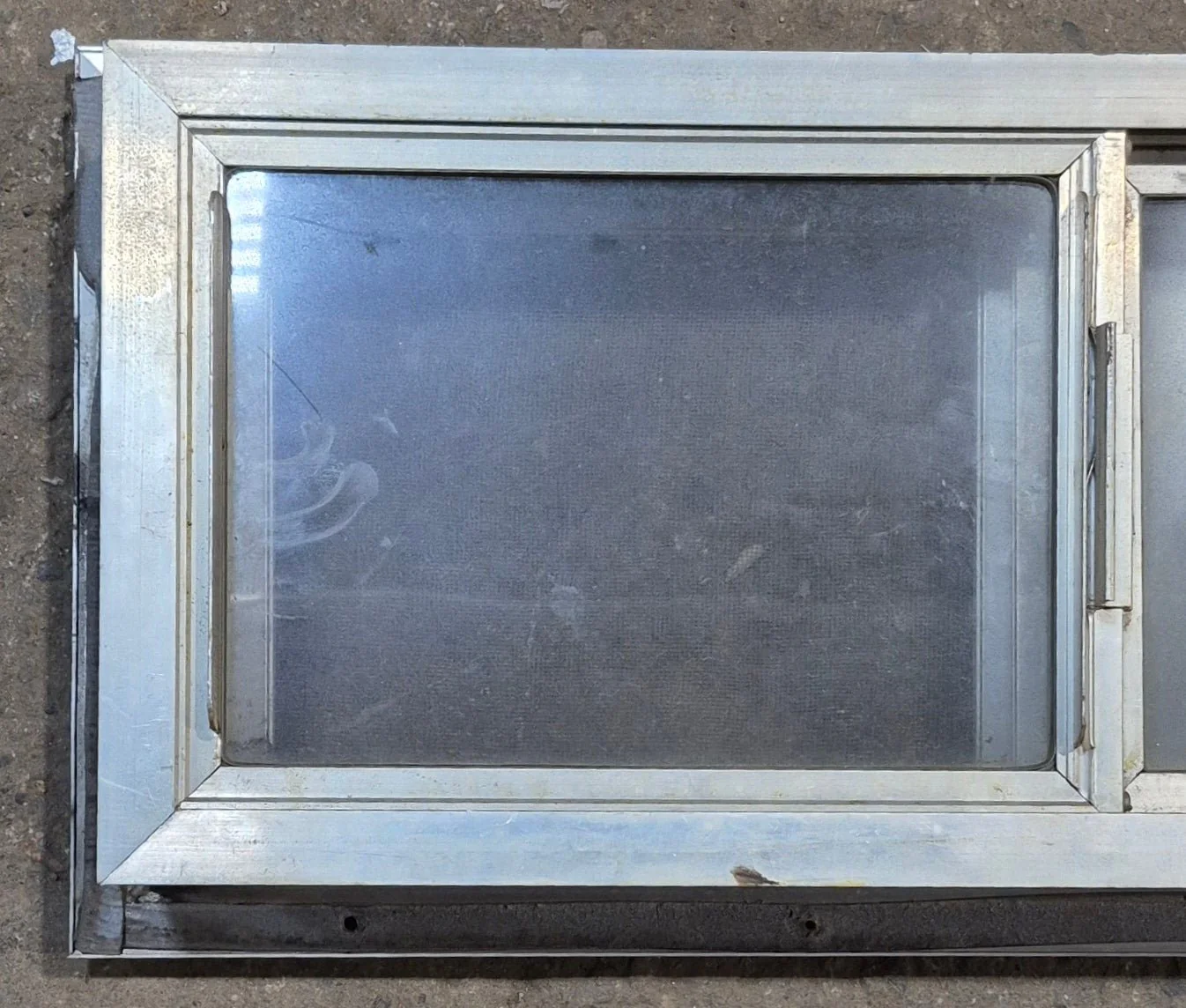 Used Silver Square Opening Window: 24" W x 10" H x 2 1/2" D - Image 6