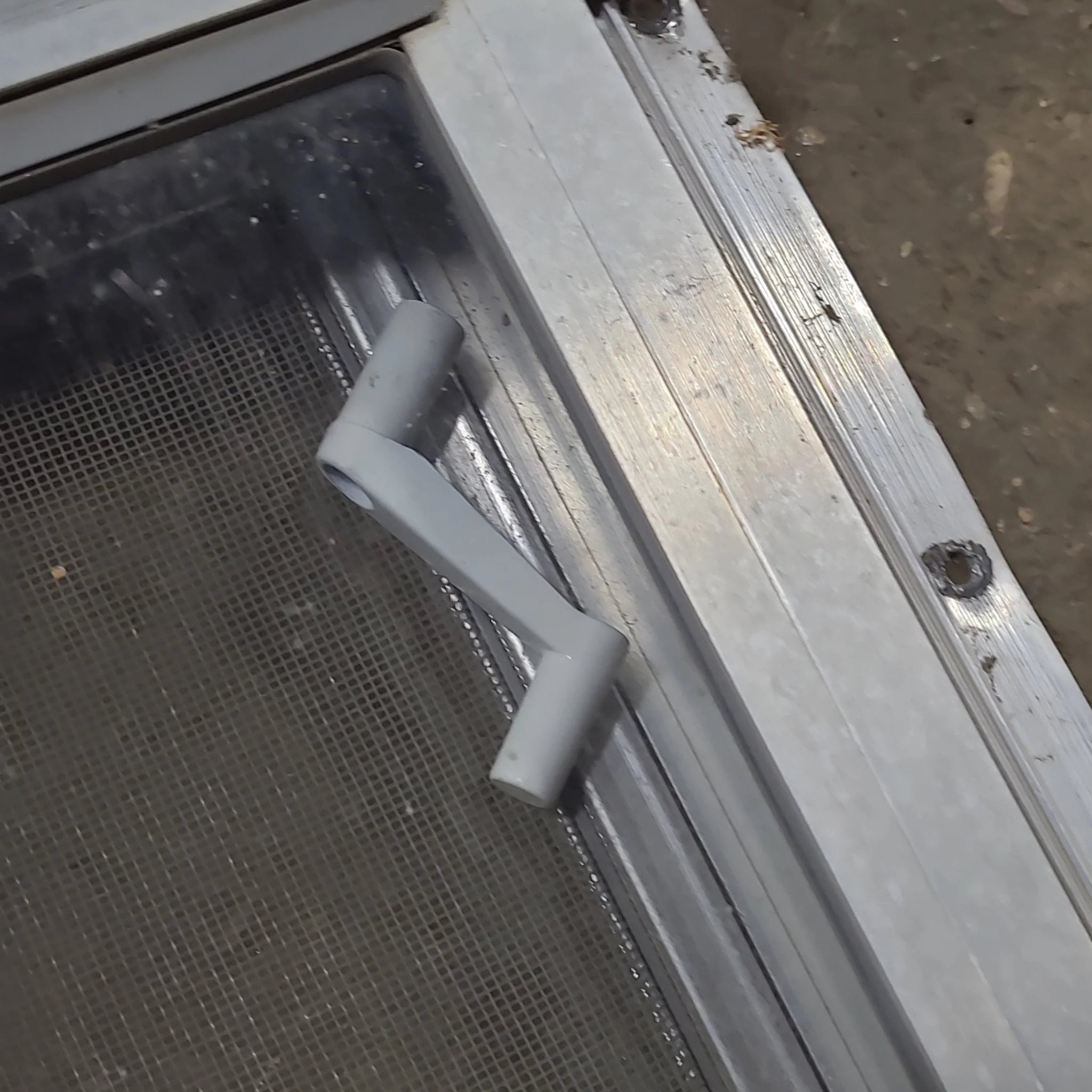 Used Silver Square Opening Window: 47 3/4" W x 17 5/8" H x 1 1/2" D - Image 4