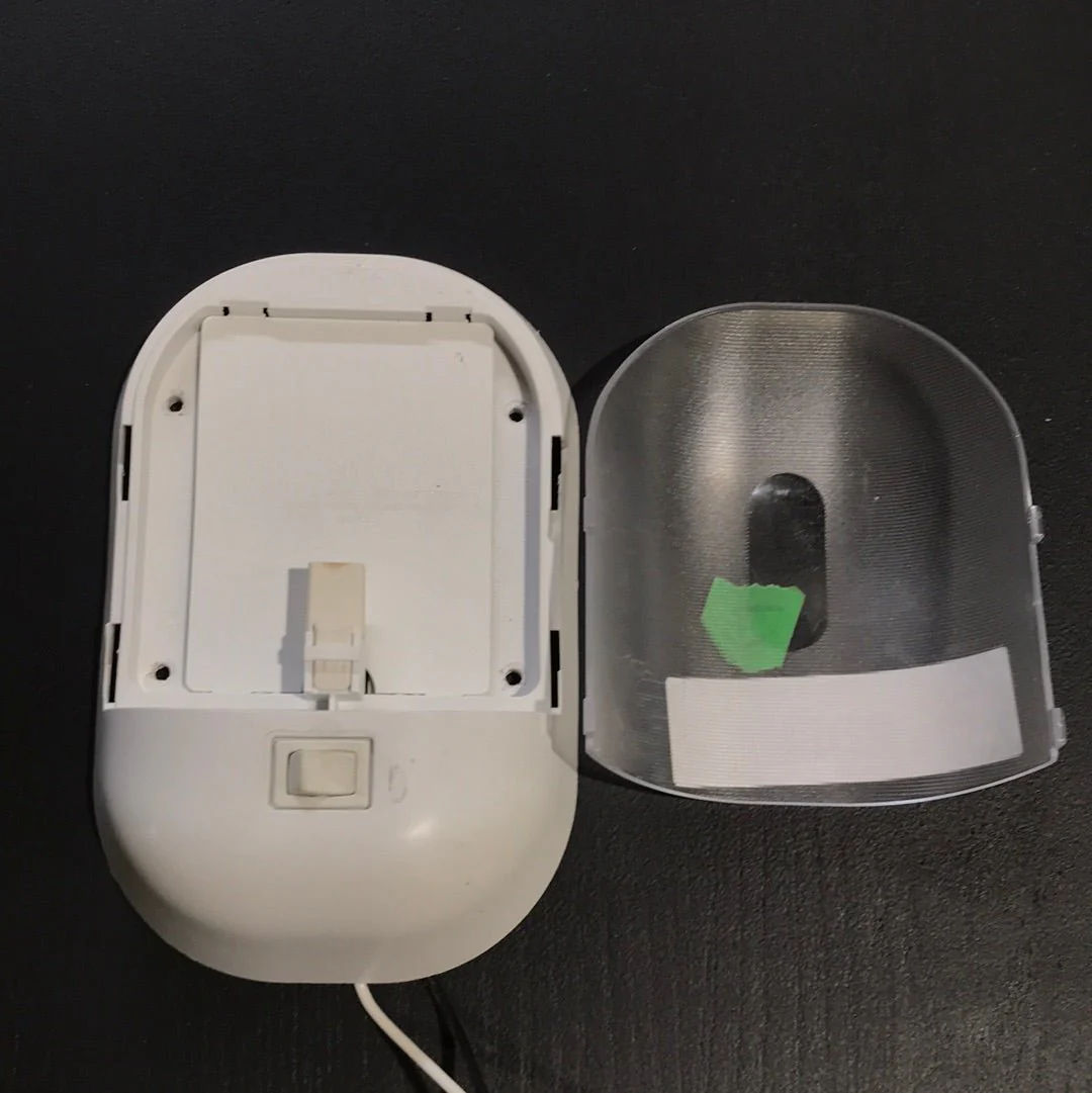 Used Single Ceiling Dome Light W/Switch #001-901 - Image 3