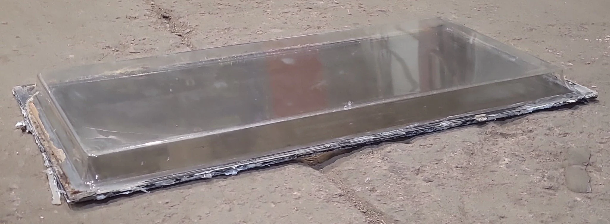 Used Skylight 16 3/4 X 32 3/4" (with inner skylight) - Image 2
