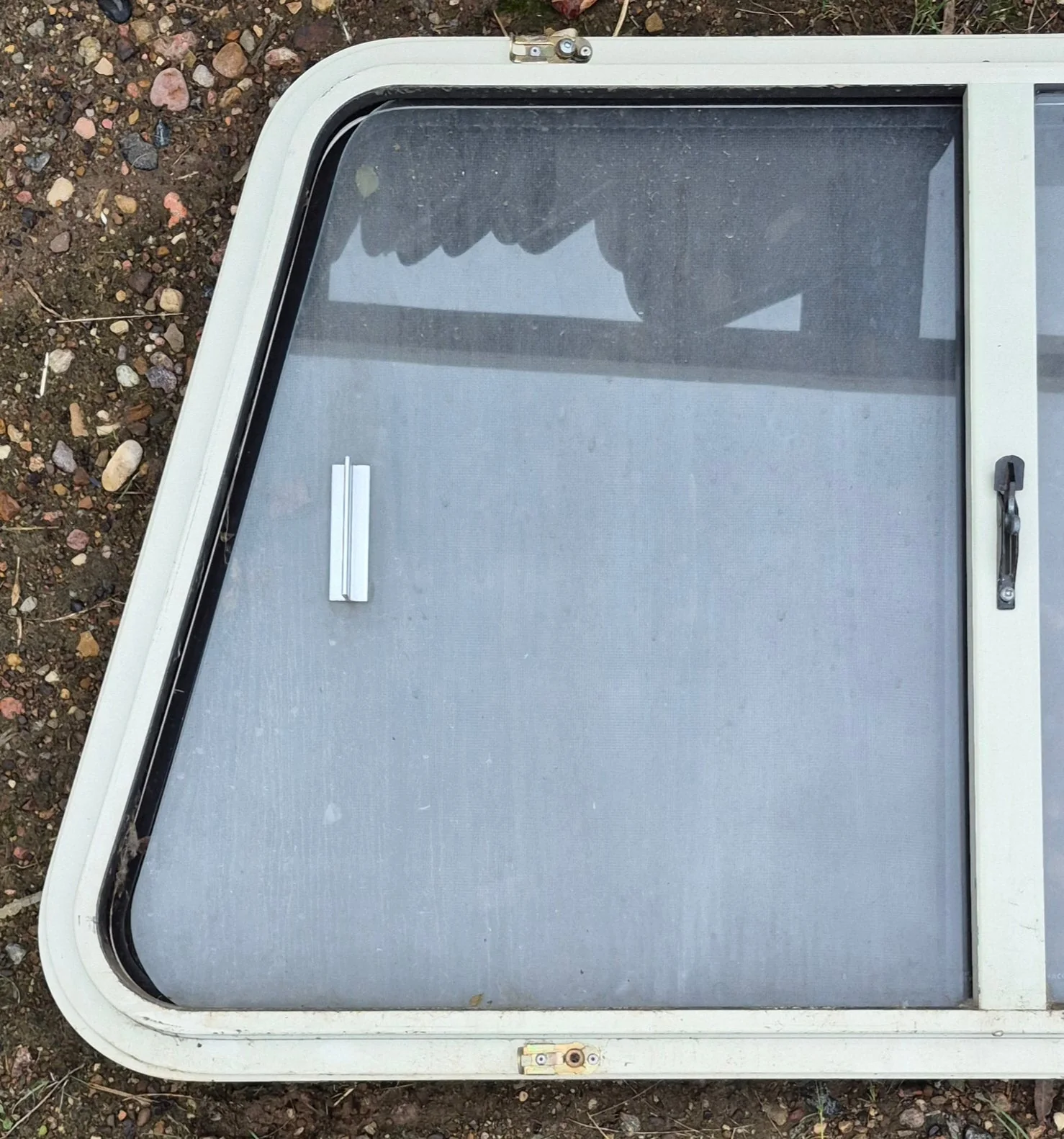 Used Slanted White Radius Opening Window : 35 3/4" W x 21 1/4" H x 1 7/8" D - Image 6
