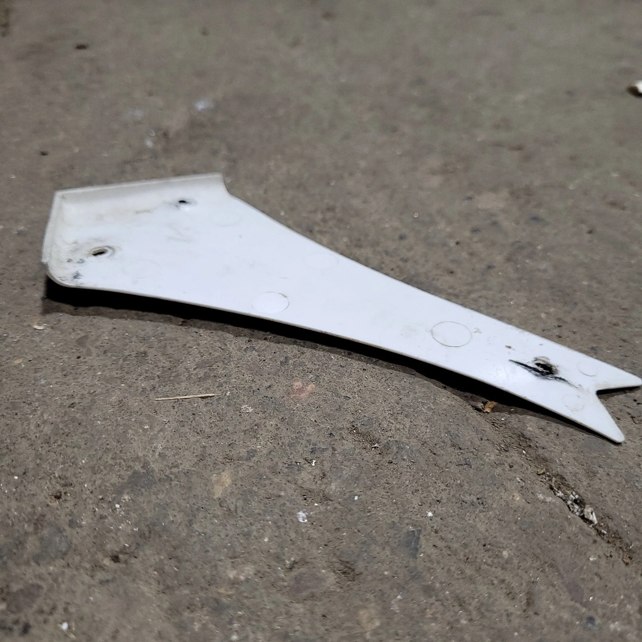 Used Slide-Out Extrusion Cover - Image 3