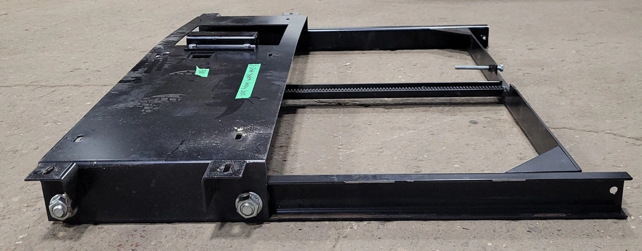 Used Slide Out System- No motor - Image 6